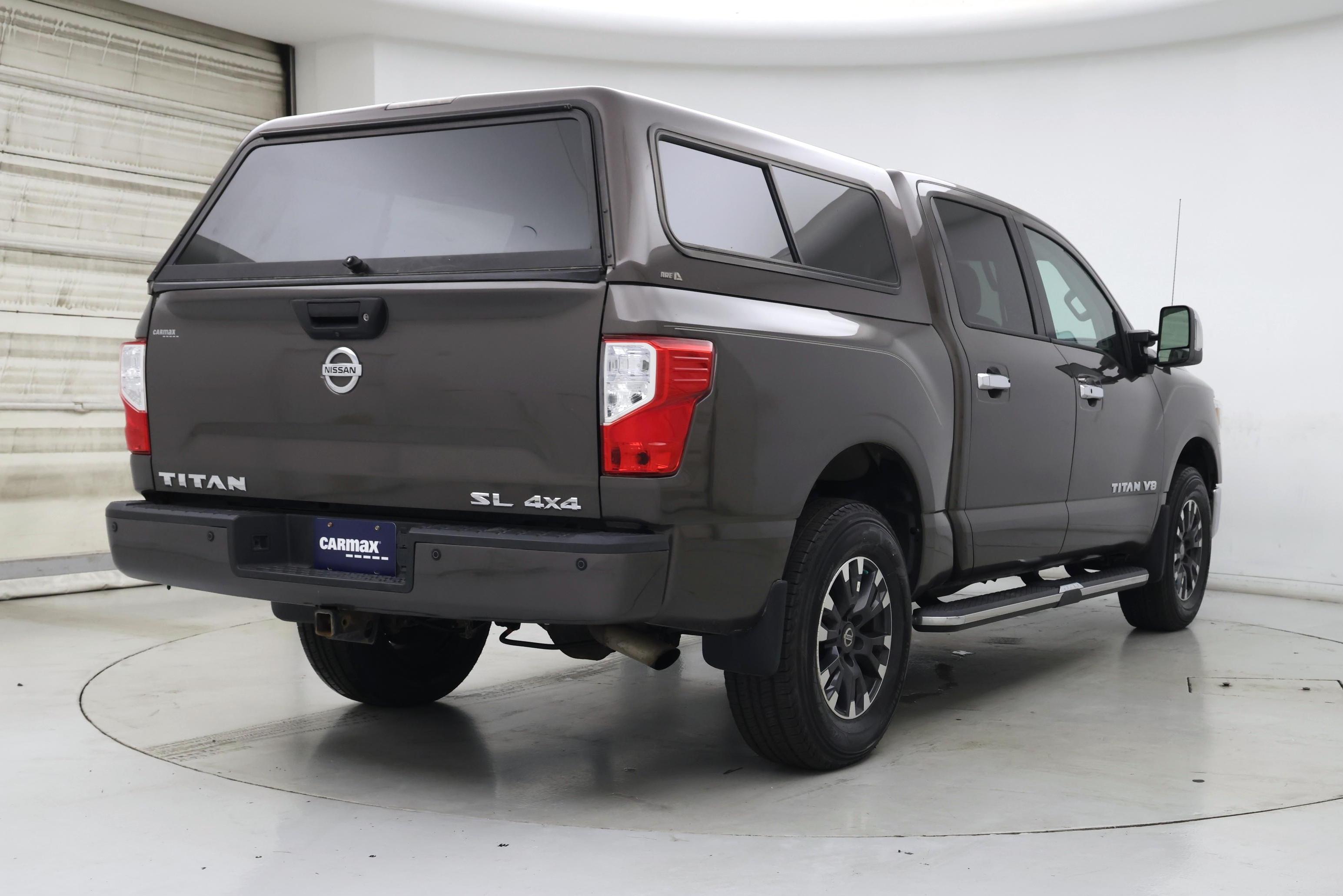 Thumbnail: 2018 Nissan Titan - 8