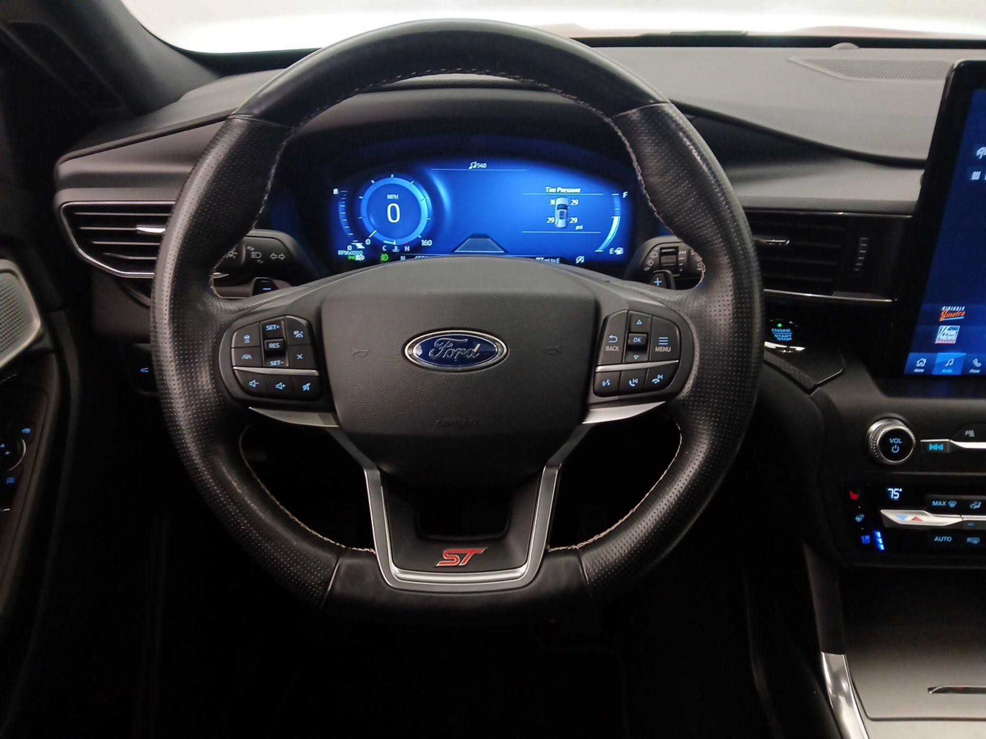 Thumbnail: 2020 Ford Explorer - 10