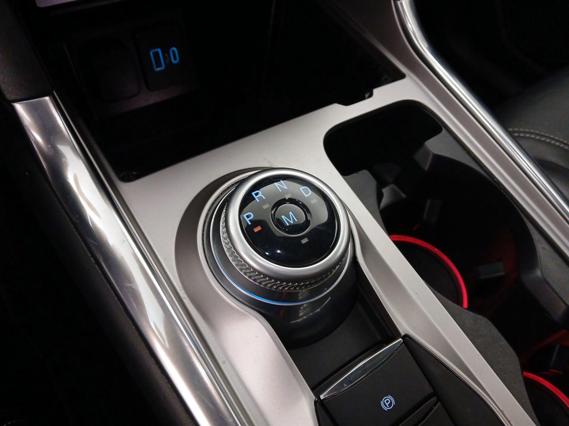 Thumbnail: 2020 Ford Explorer - 17