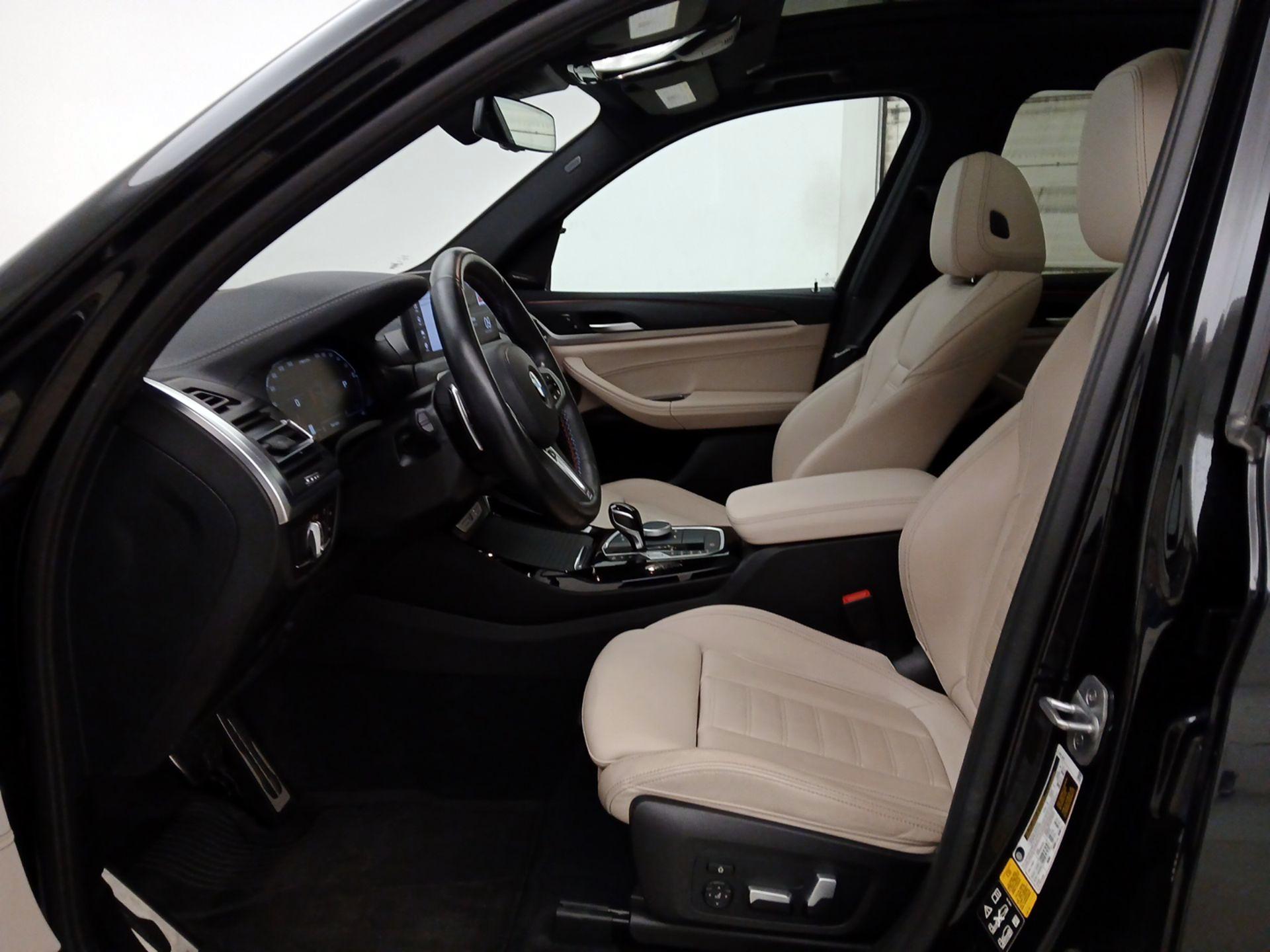 Thumbnail: 2023 BMW X3 - 11