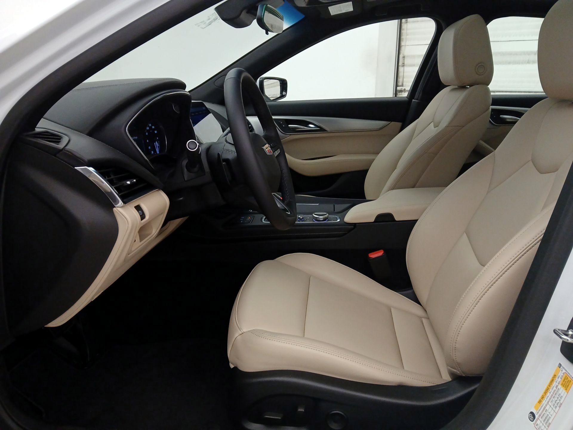 Thumbnail: 2024 Cadillac CT5 - 11