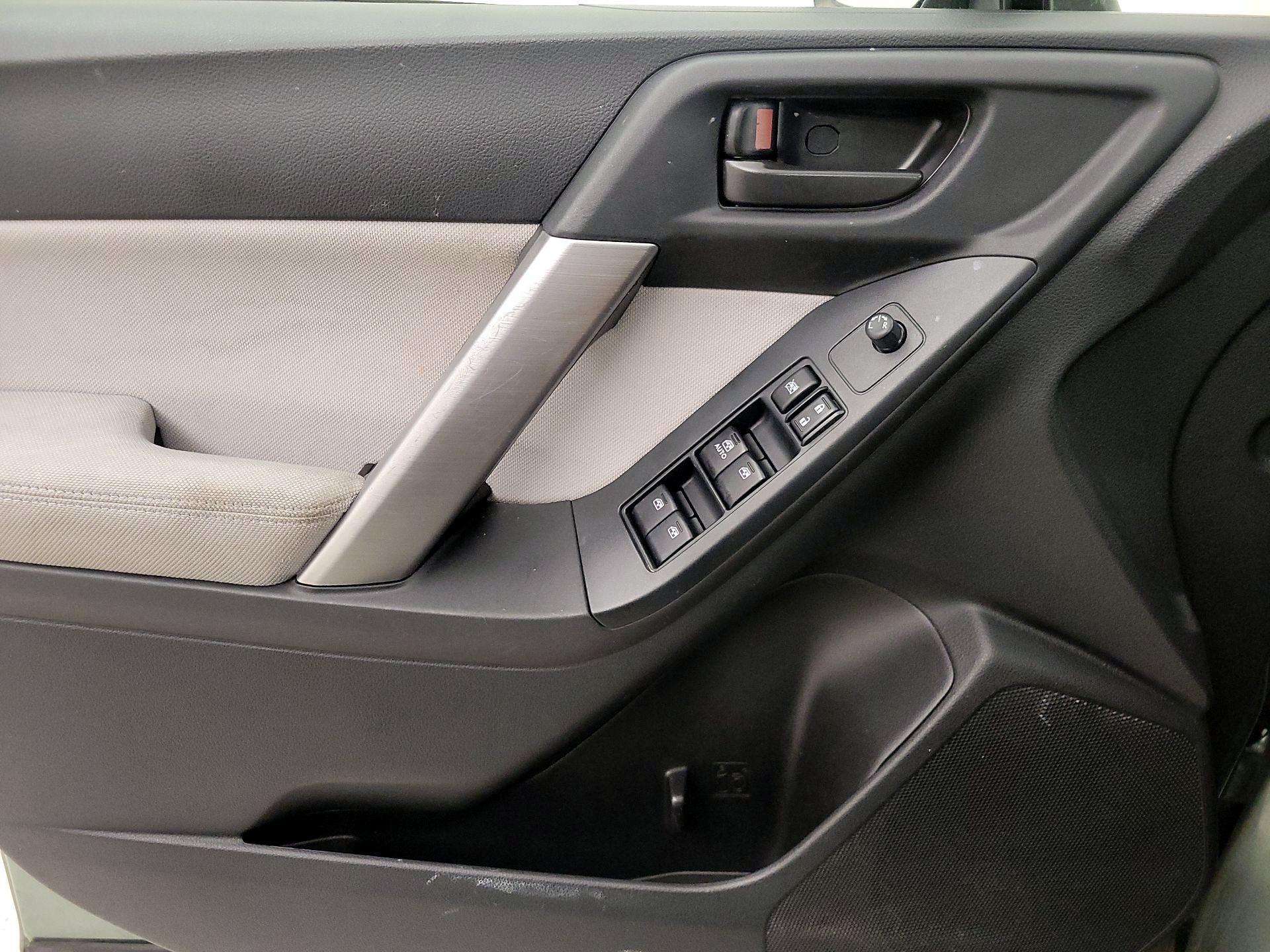 Thumbnail: 2014 Subaru Forester - 12