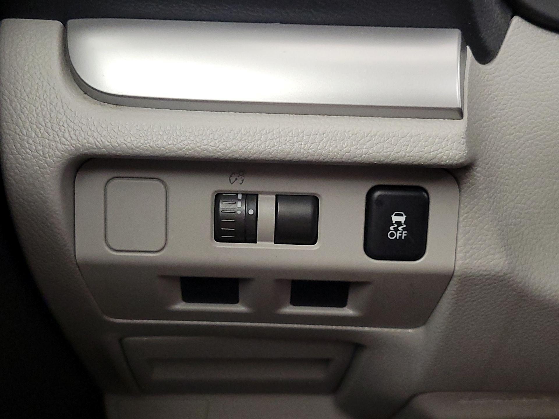Thumbnail: 2014 Subaru Forester - 13