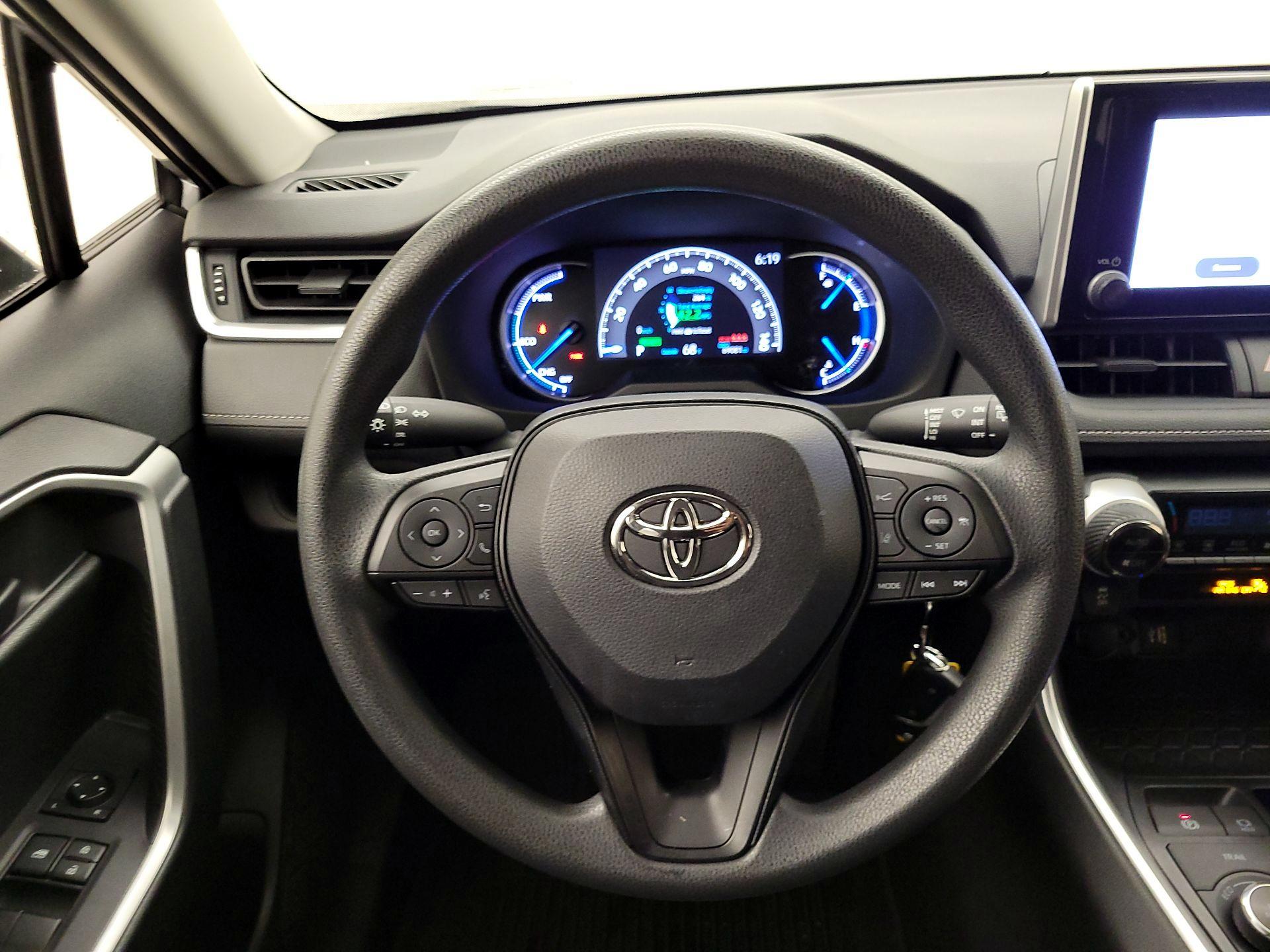 Thumbnail: 2023 Toyota RAV4 - 10
