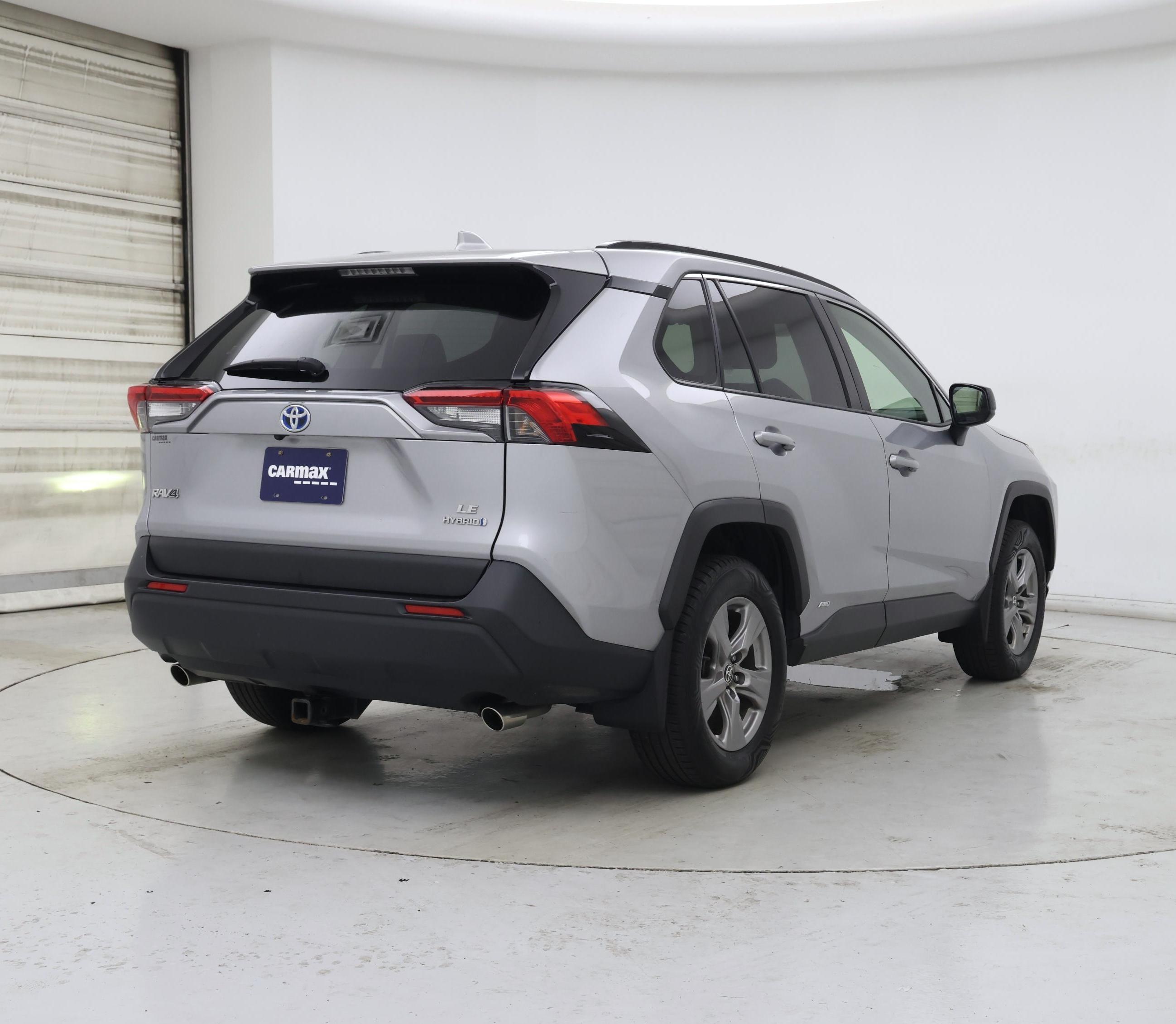 Thumbnail: 2023 Toyota RAV4 - 8