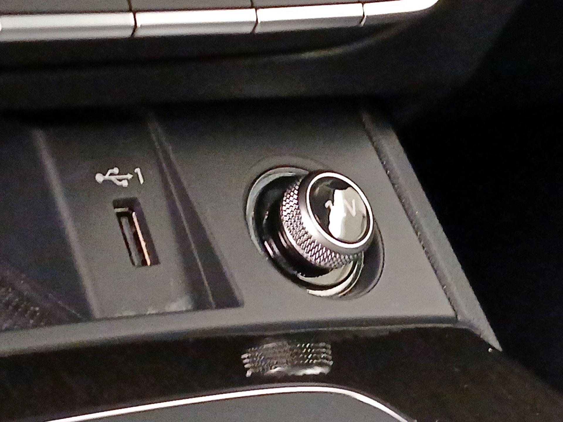 Thumbnail: 2018 Audi Q5 - 18