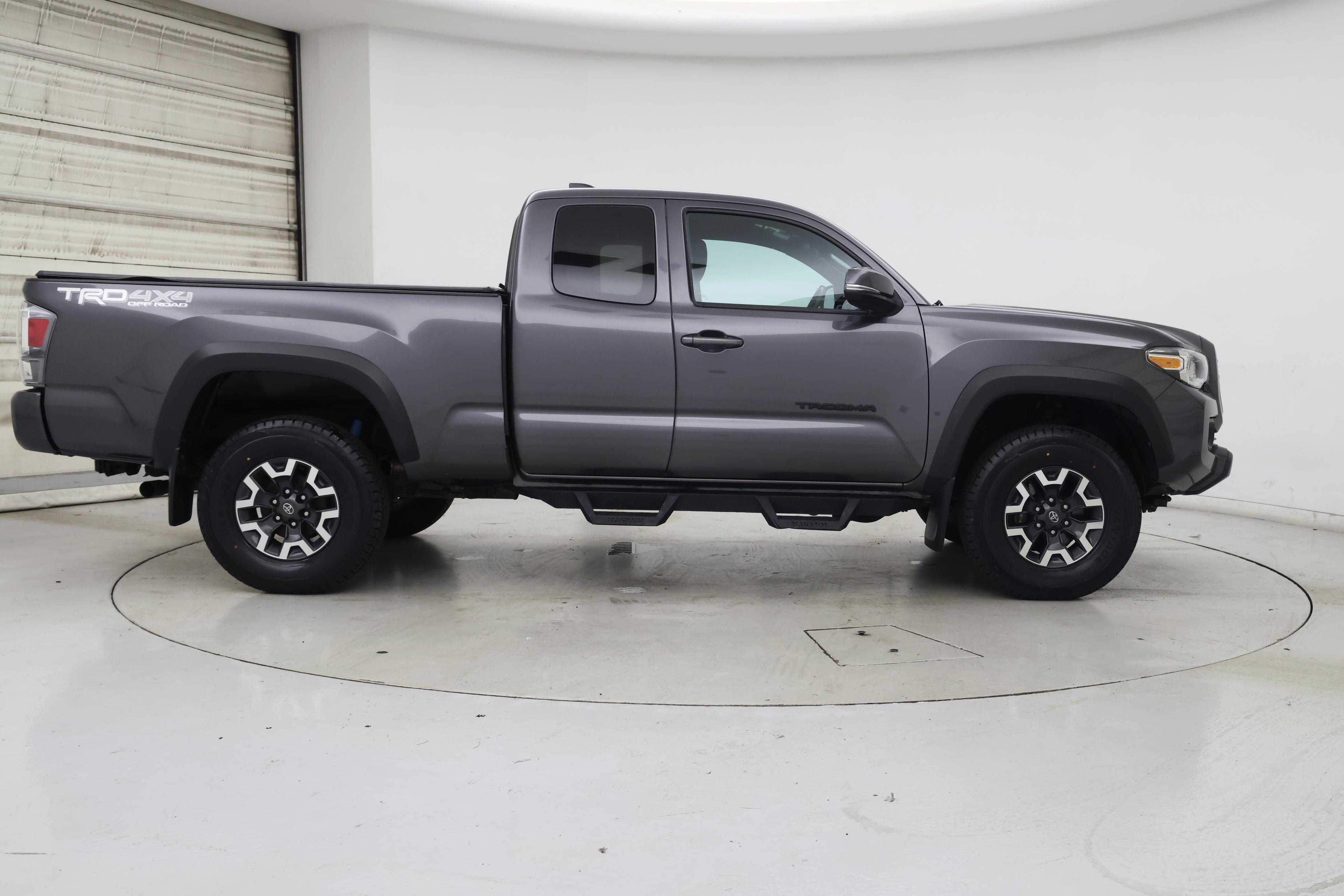 Thumbnail: 2021 Toyota Tacoma - 7