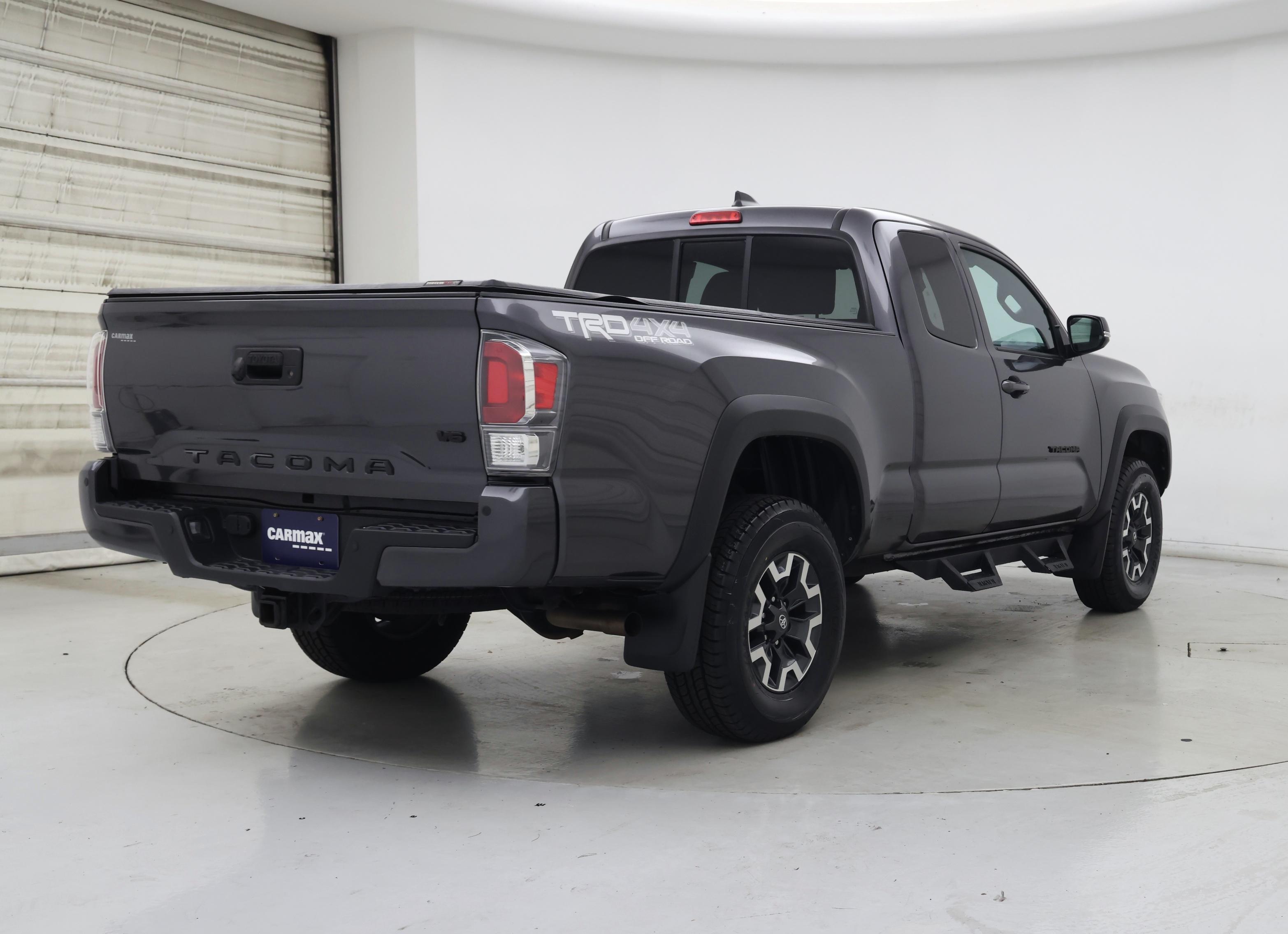 Thumbnail: 2021 Toyota Tacoma - 8