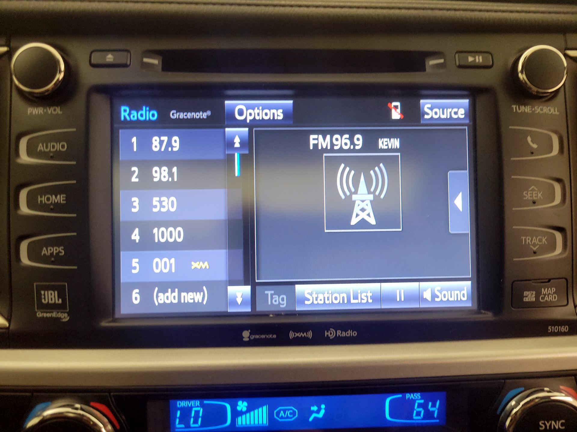 Thumbnail: 2016 Toyota Highlander - 15
