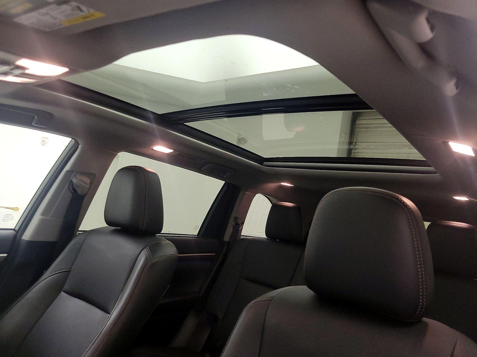 Thumbnail: 2016 Toyota Highlander - 19