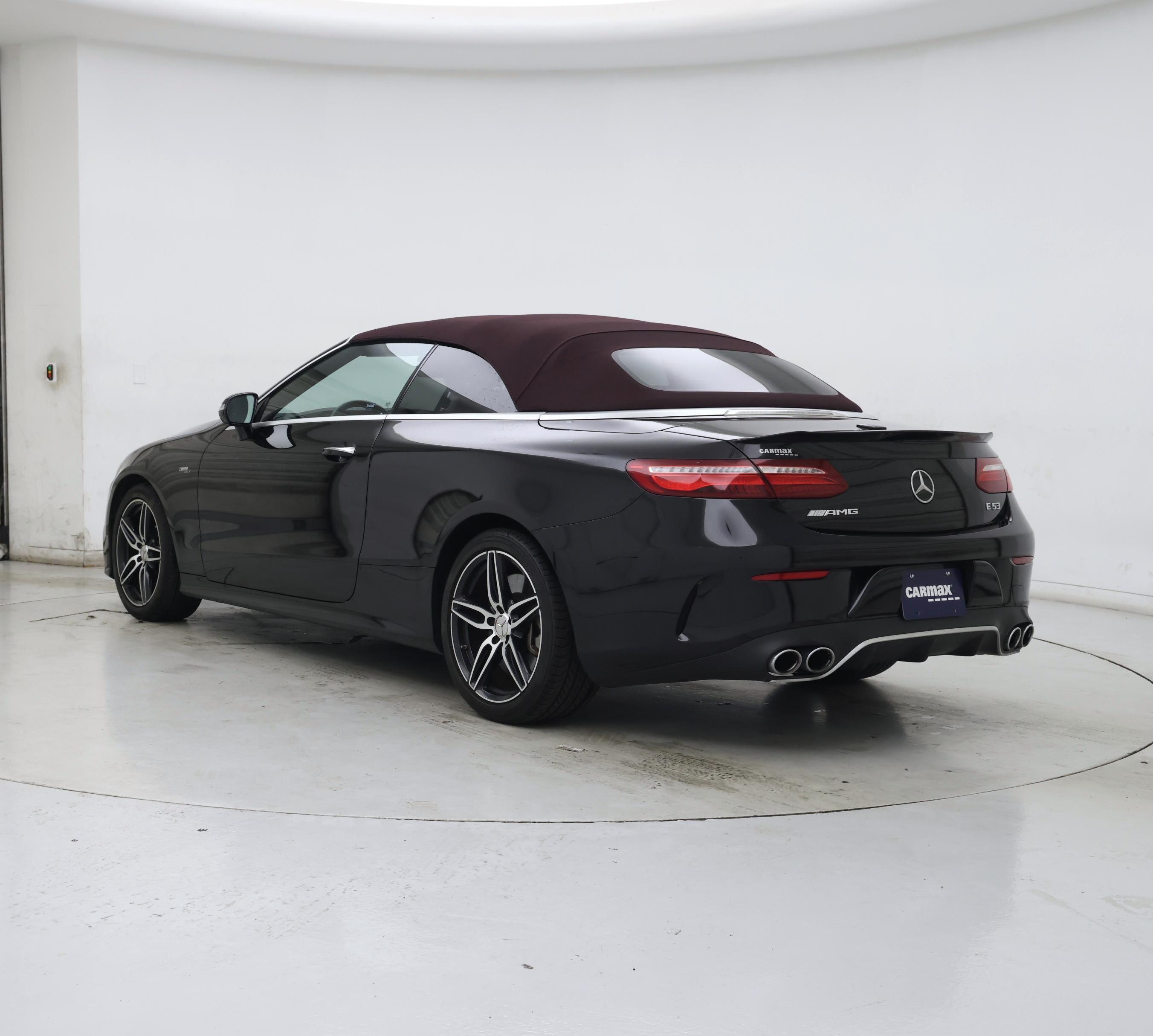 Thumbnail: 2019 Mercedes-Benz E-Class - 2