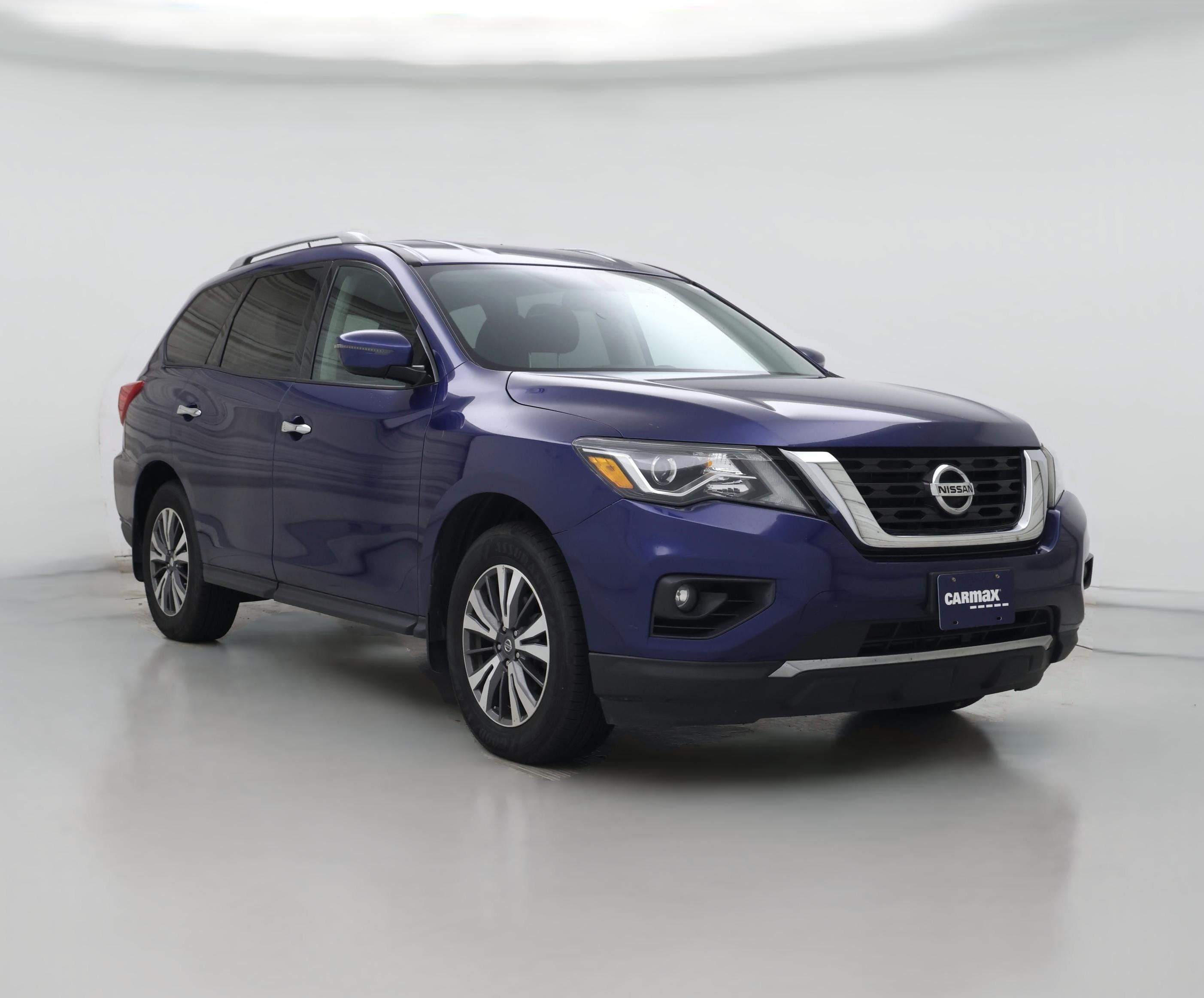 Thumbnail: 2017 Nissan Pathfinder - 1