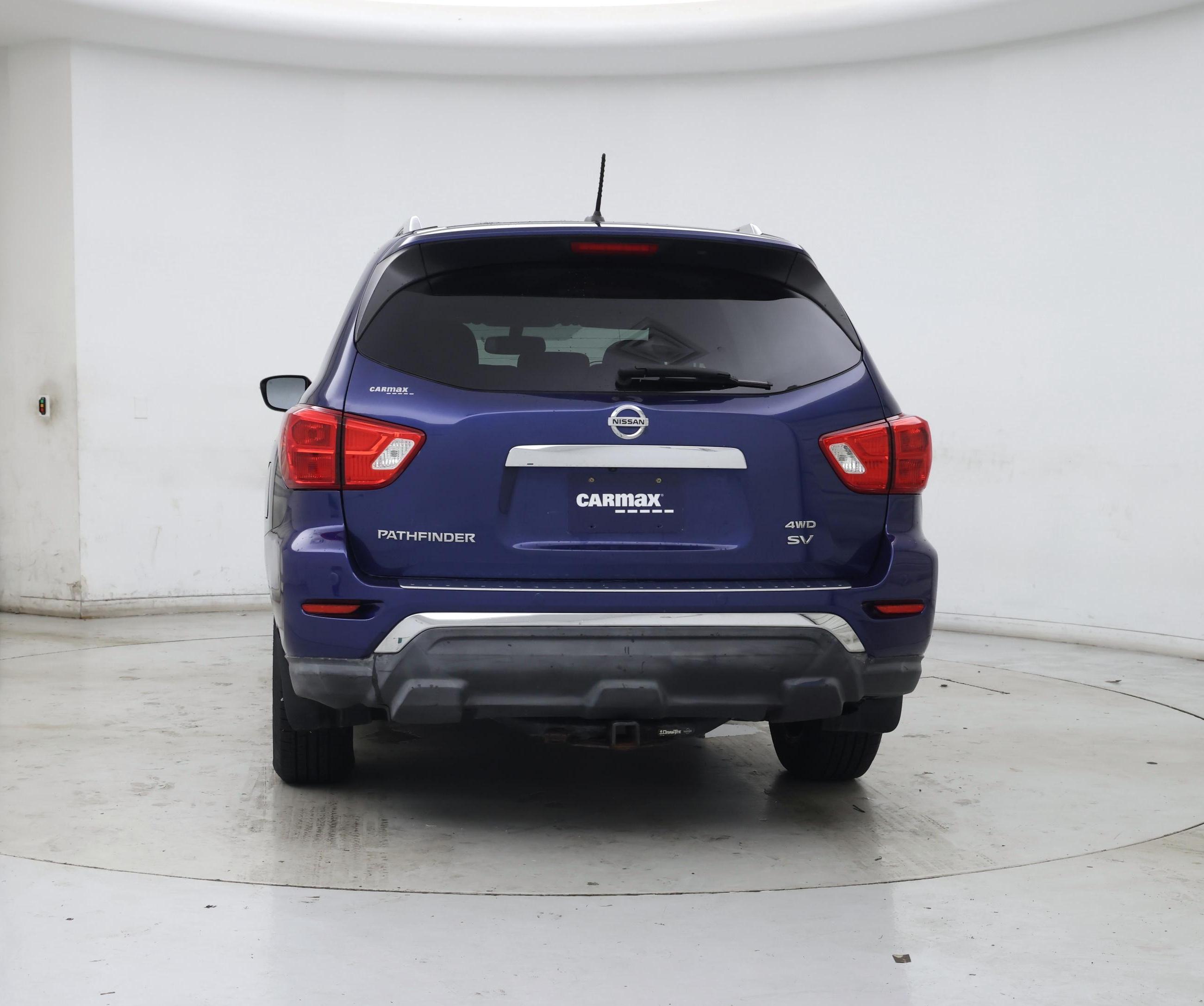 Thumbnail: 2017 Nissan Pathfinder - 6