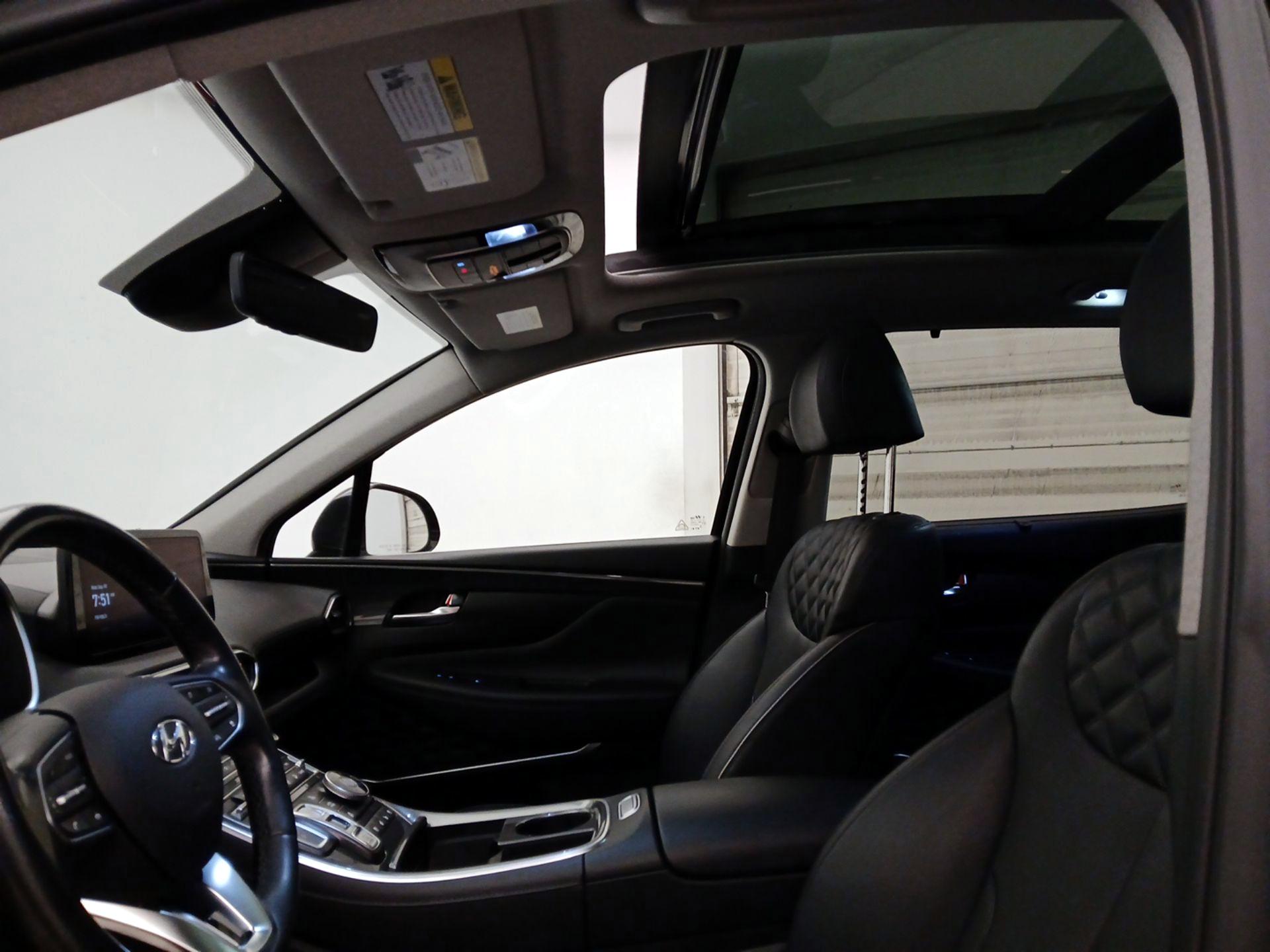 Thumbnail: 2022 Hyundai Santa Fe - 19