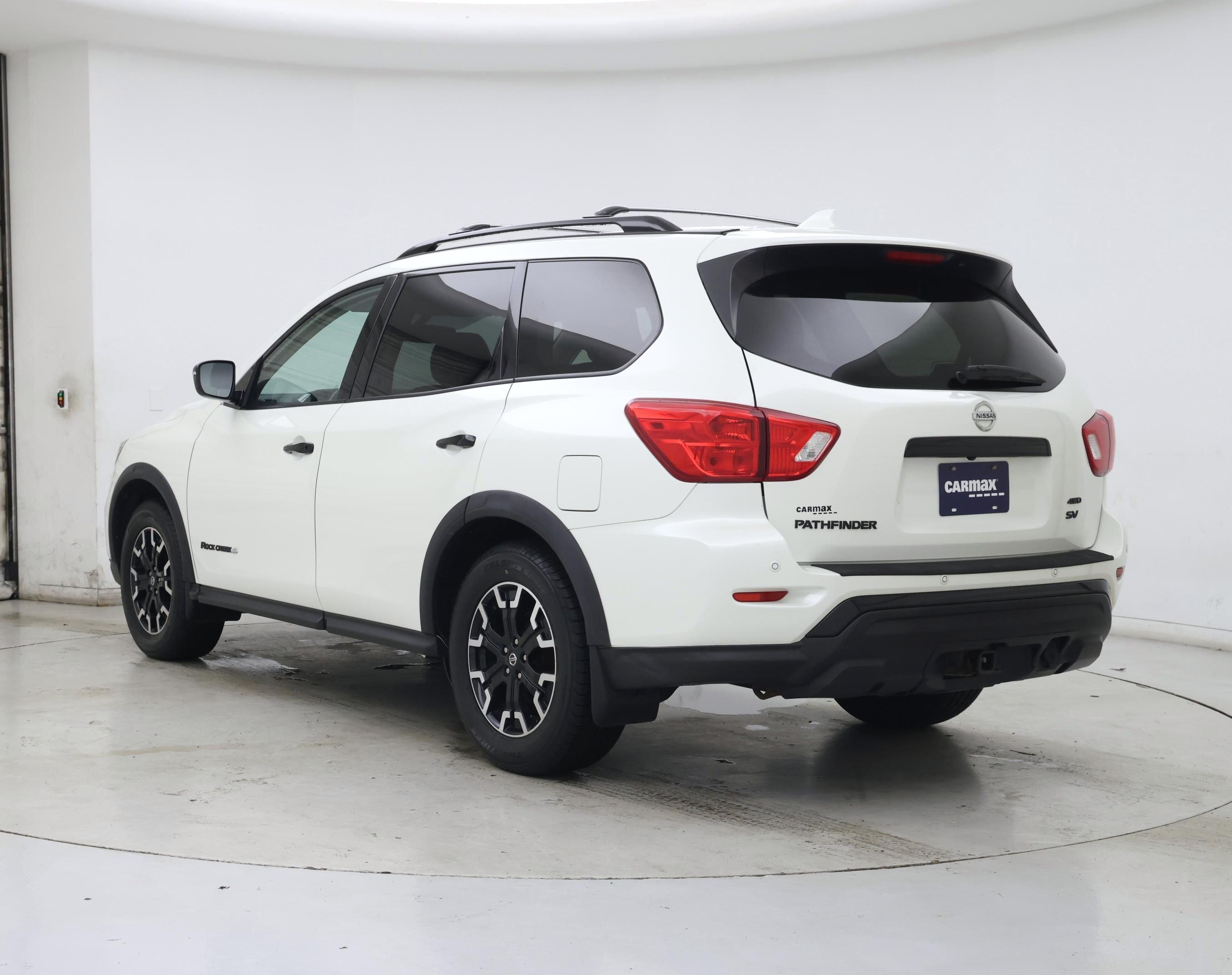 Thumbnail: 2020 Nissan Pathfinder - 2