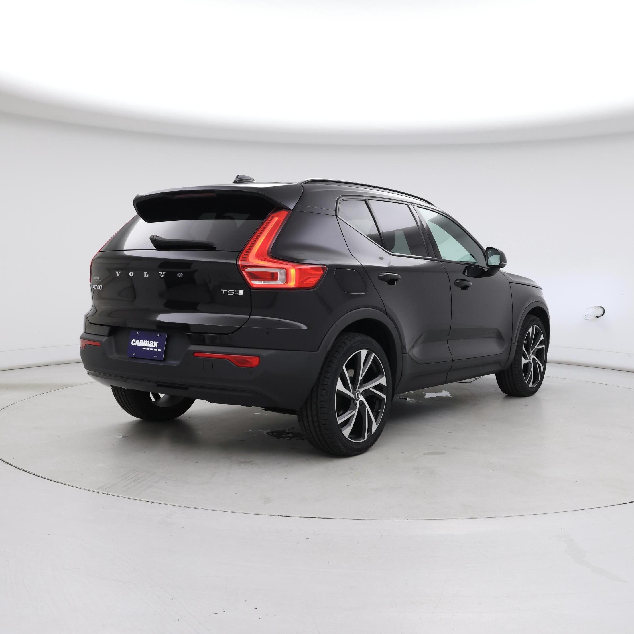 Thumbnail: 2021 Volvo XC40 - 8