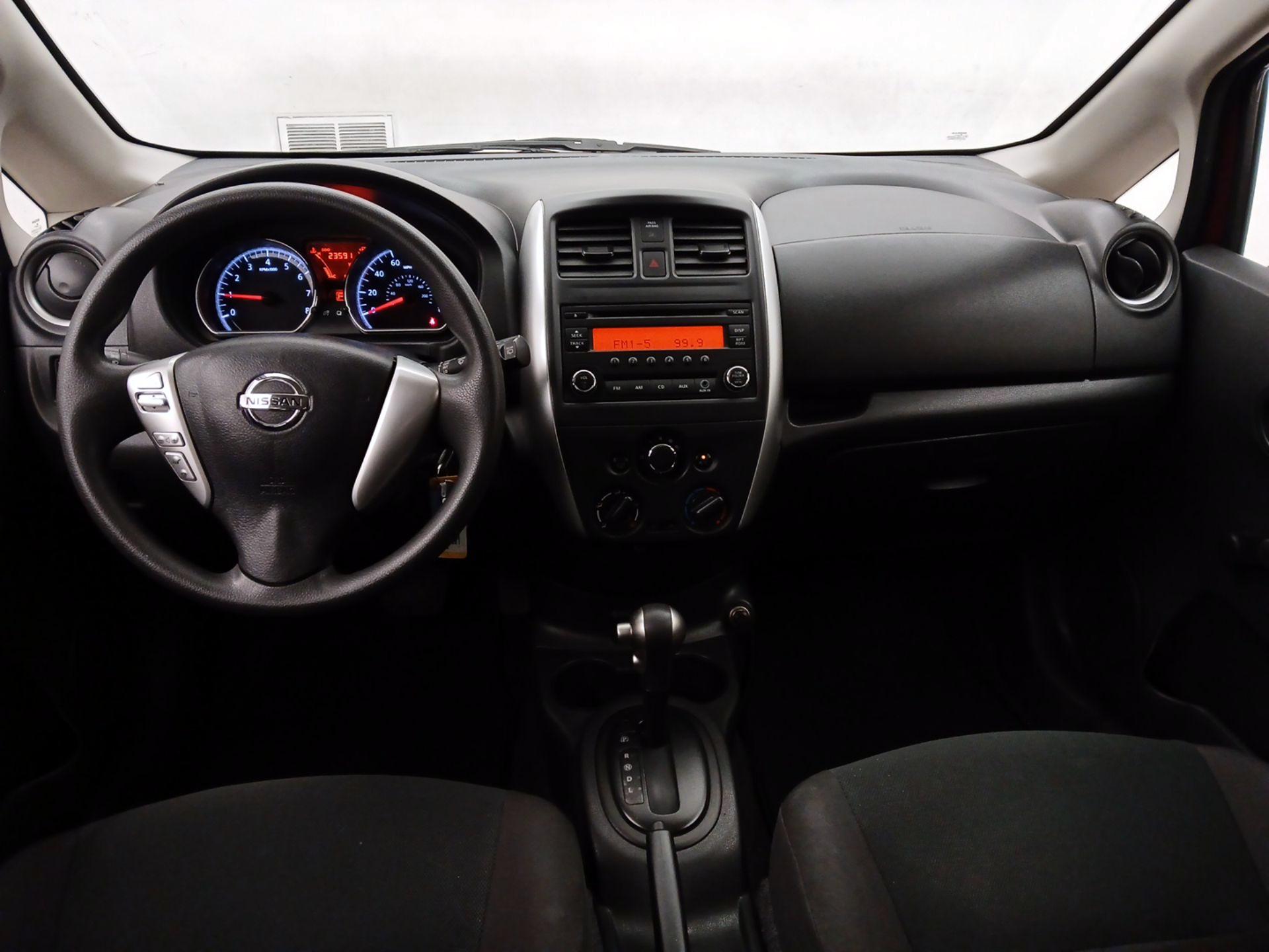 Thumbnail: 2017 Nissan Versa Note - 9