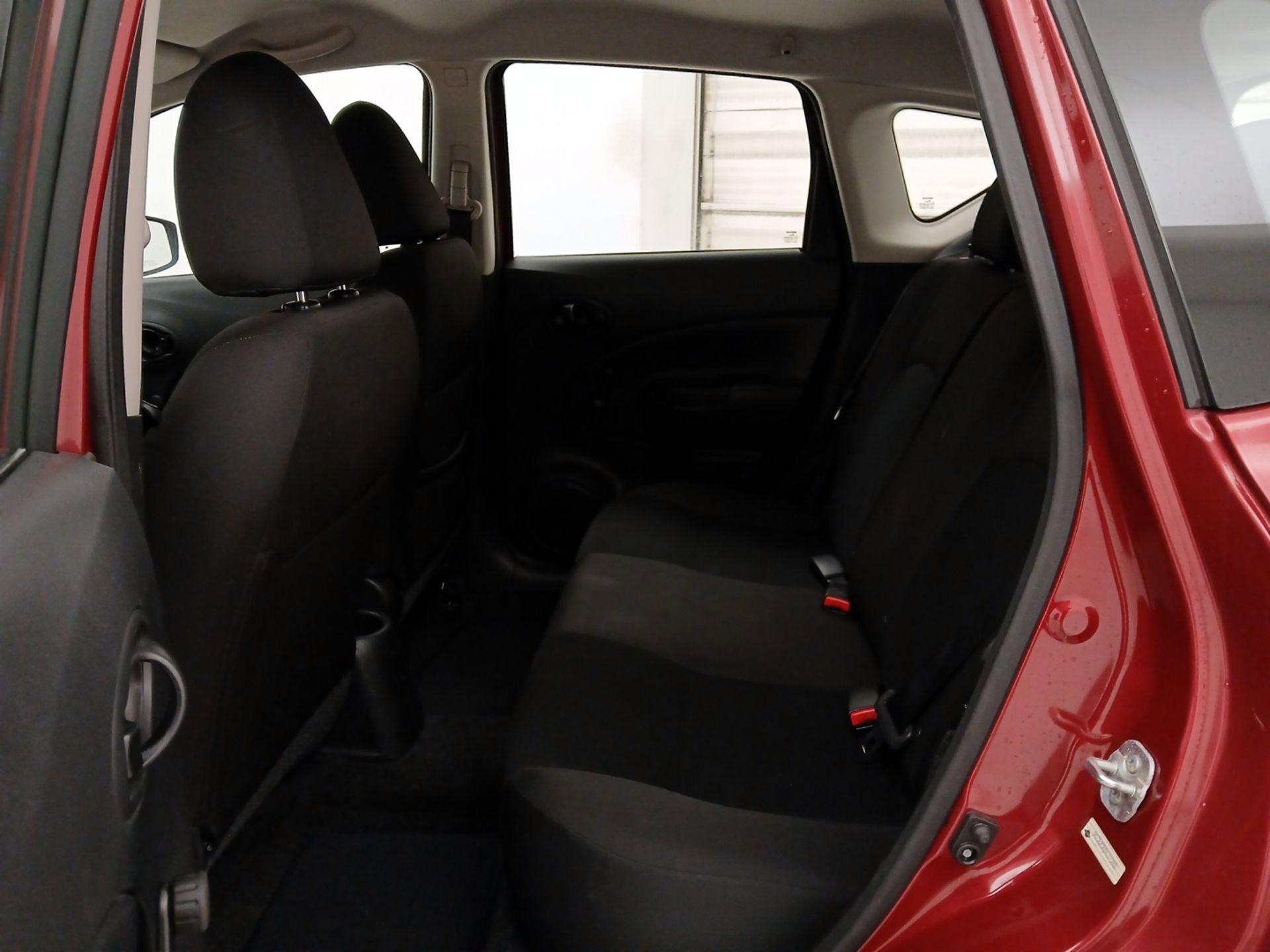 Thumbnail: 2017 Nissan Versa Note - 18