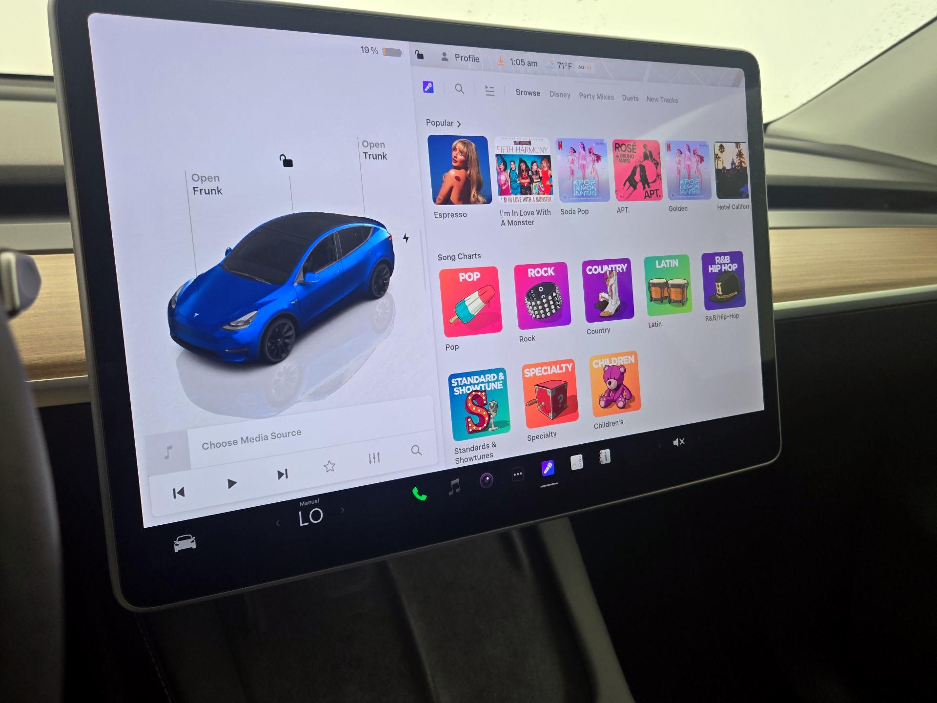 Thumbnail: 2023 Tesla Model Y - 15