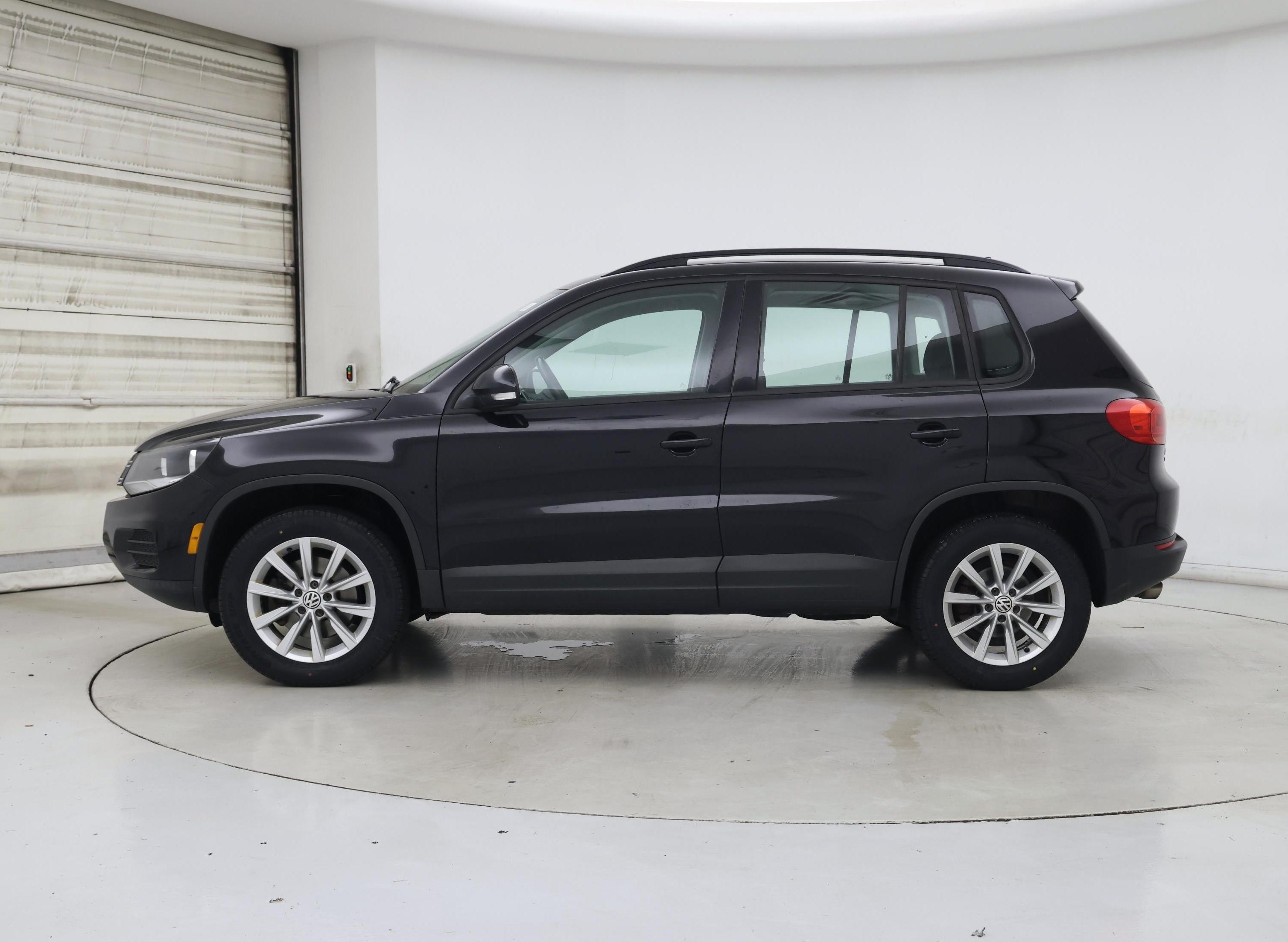 Thumbnail: 2018 Volkswagen Tiguan - 3