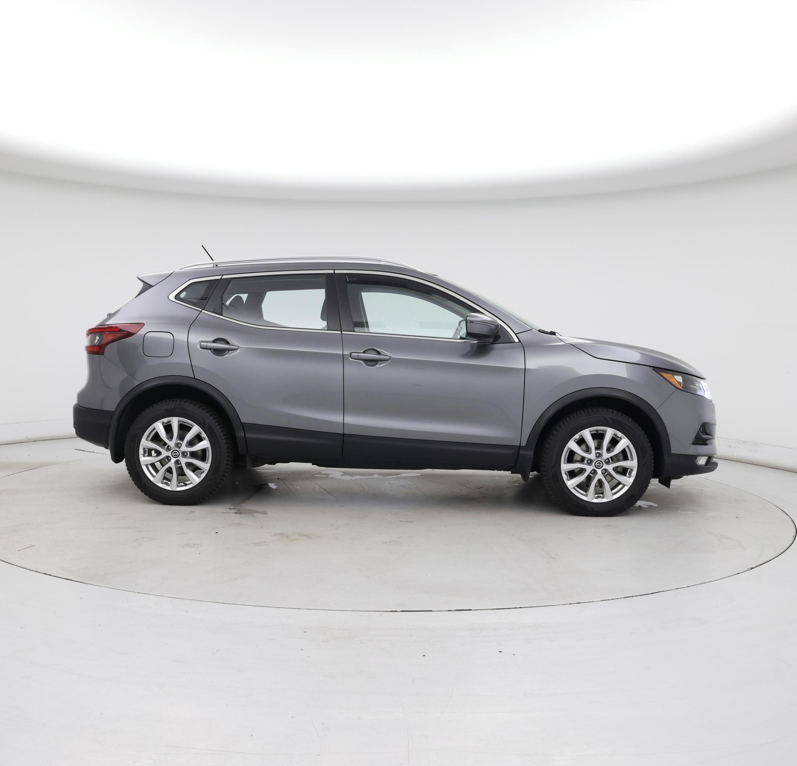Thumbnail: 2021 Nissan Rogue Sport - 7