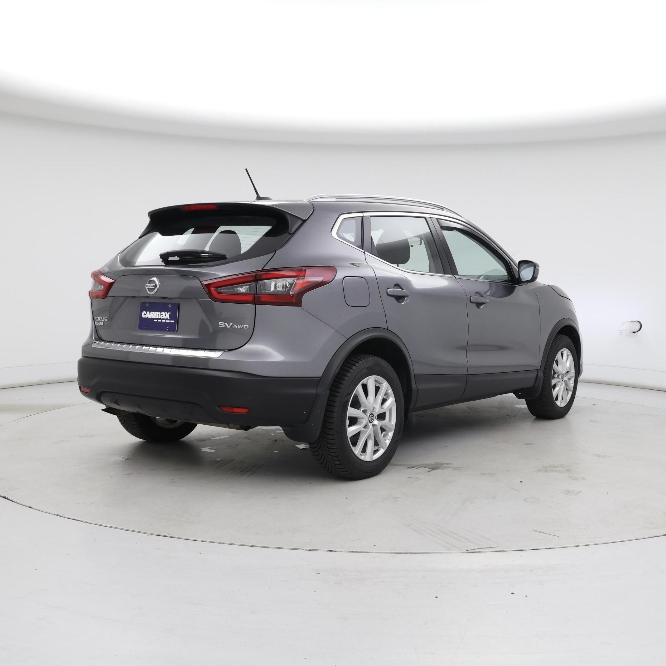 Thumbnail: 2021 Nissan Rogue Sport - 8