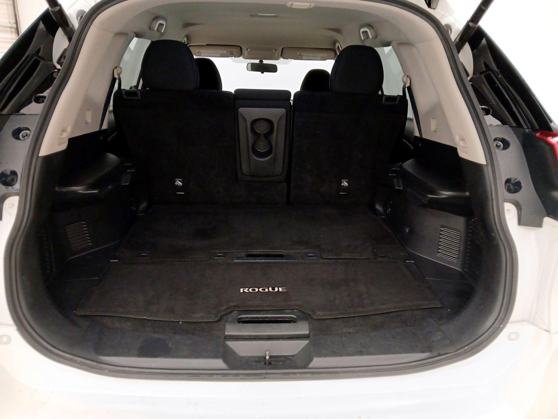 Thumbnail: 2018 Nissan Rogue - 20
