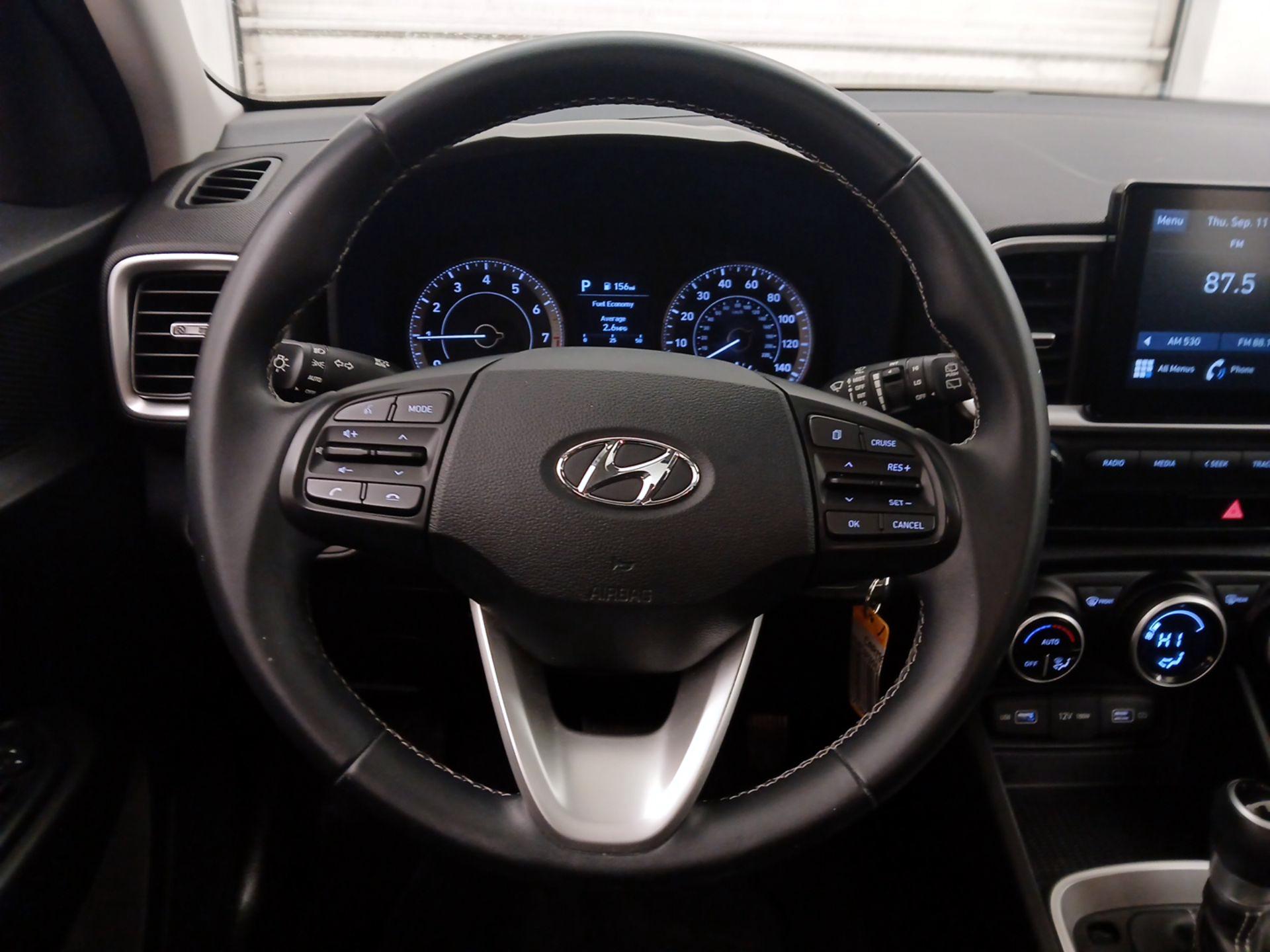 Thumbnail: 2022 Hyundai Venue - 10