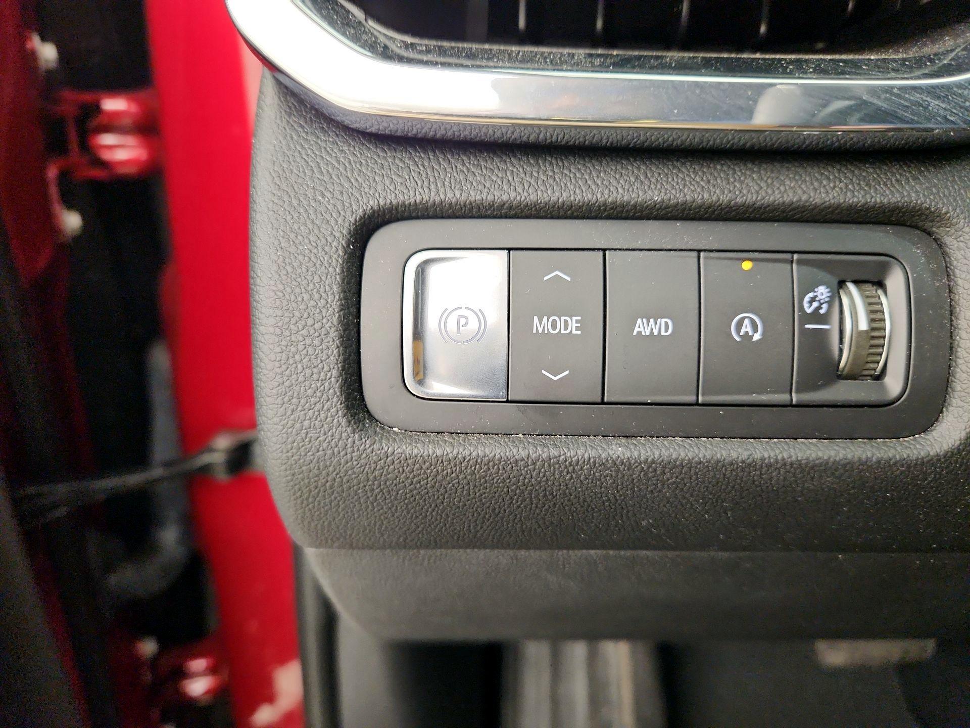 Thumbnail: 2024 GMC Acadia - 13