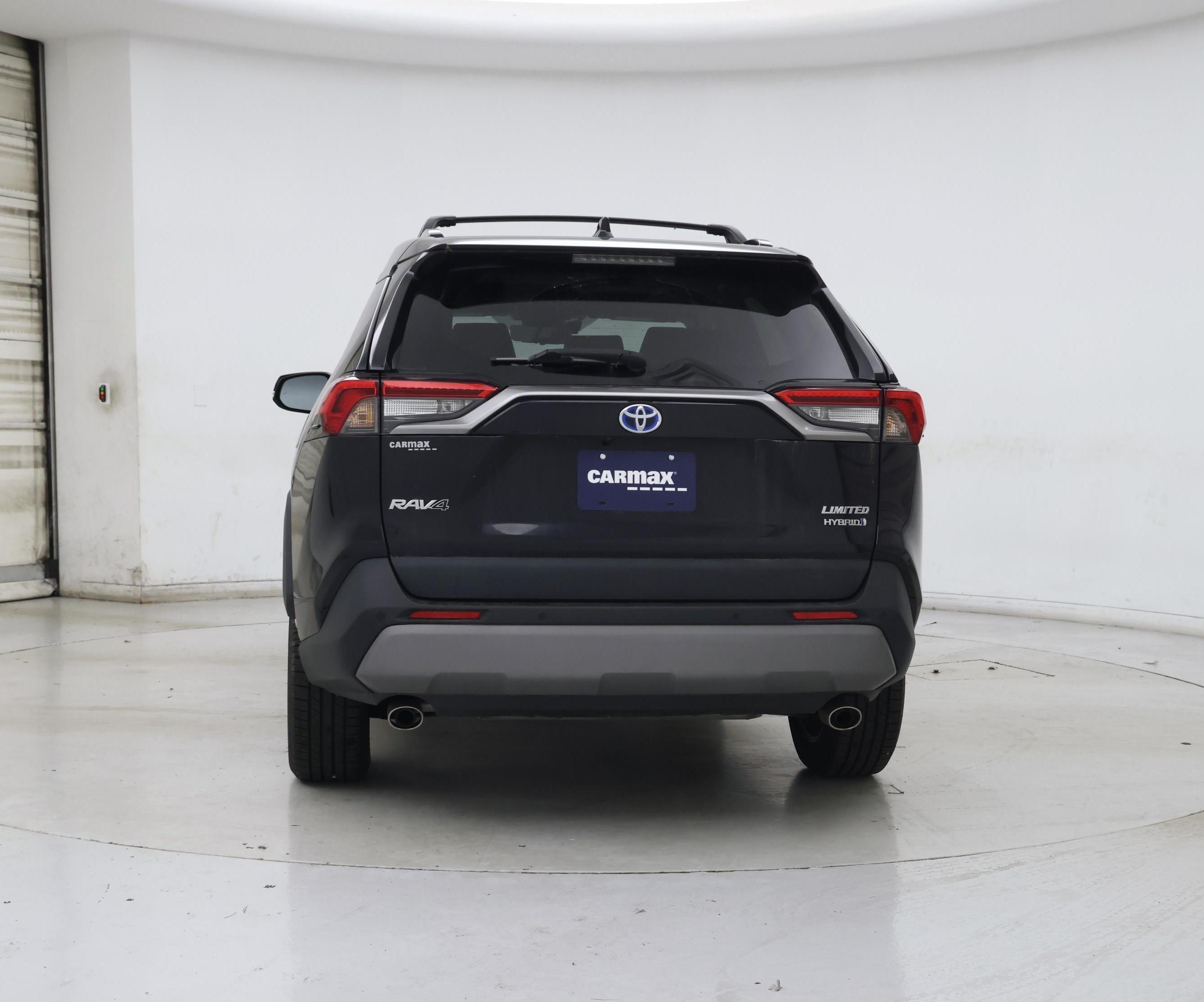 Thumbnail: 2021 Toyota RAV4 - 6