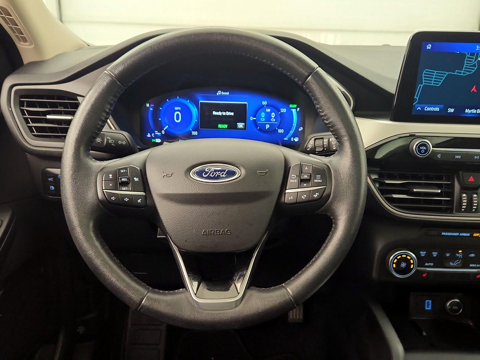 Thumbnail: 2020 Ford Escape - 10