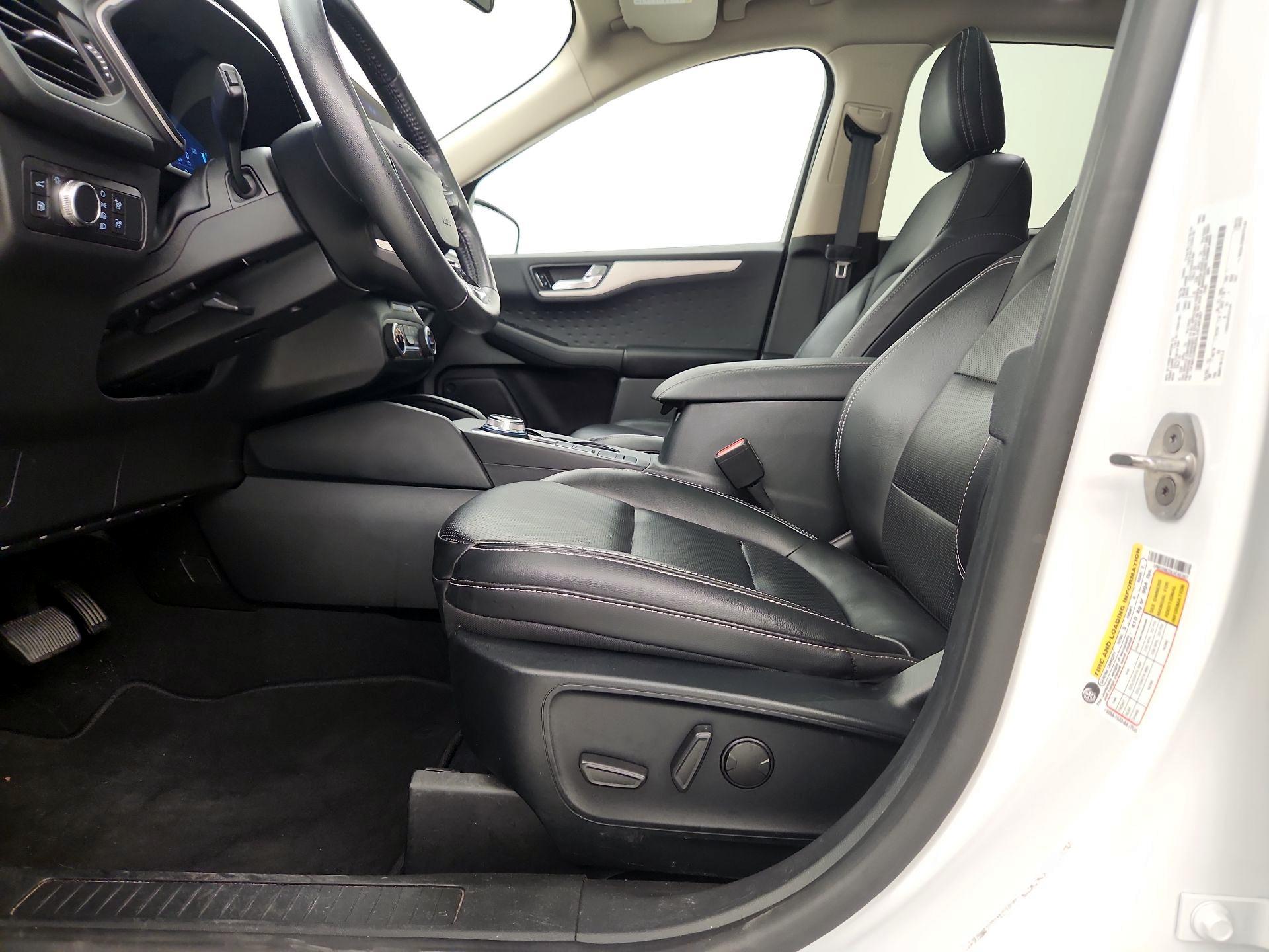 Thumbnail: 2020 Ford Escape - 11