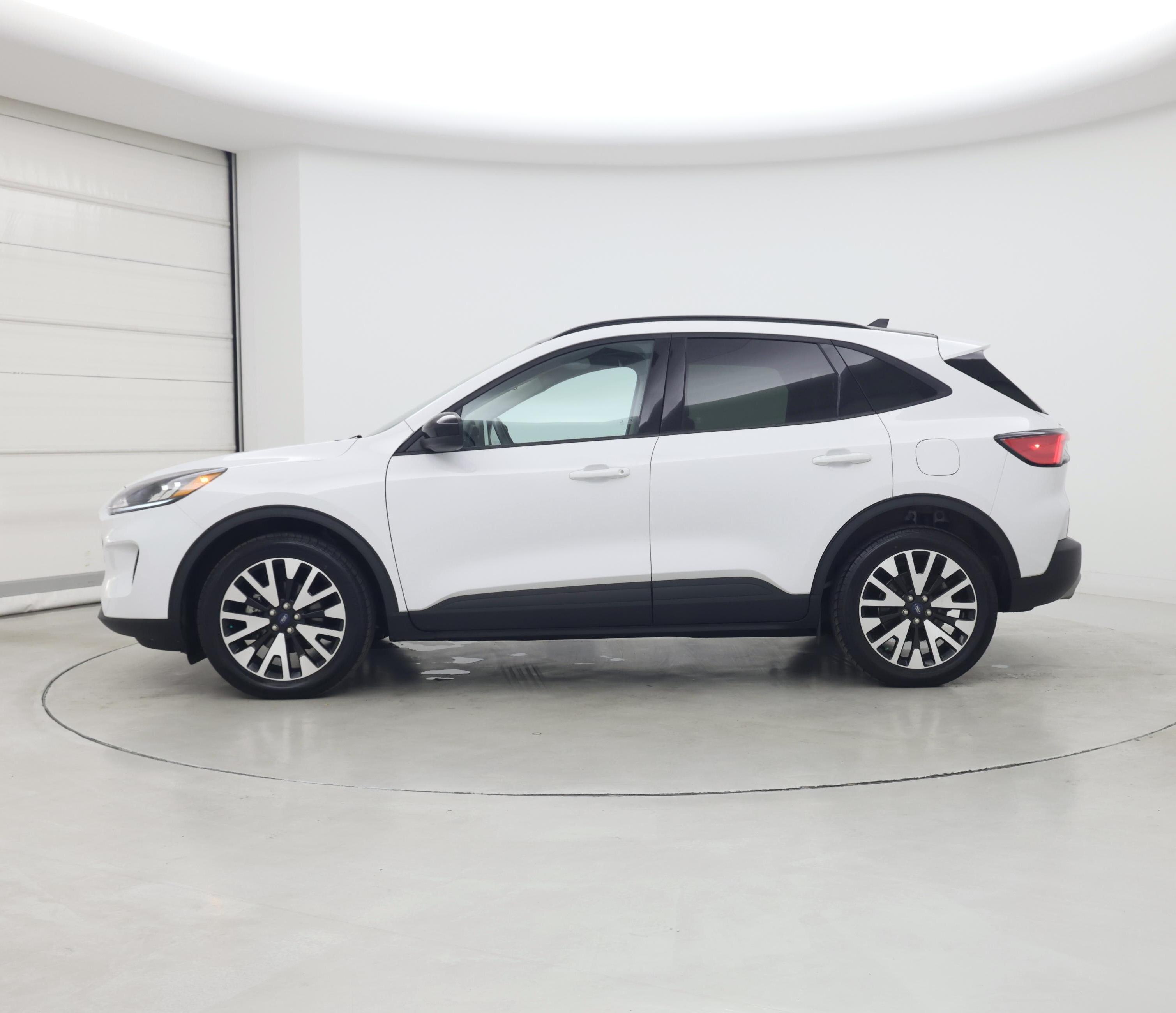Thumbnail: 2020 Ford Escape - 3
