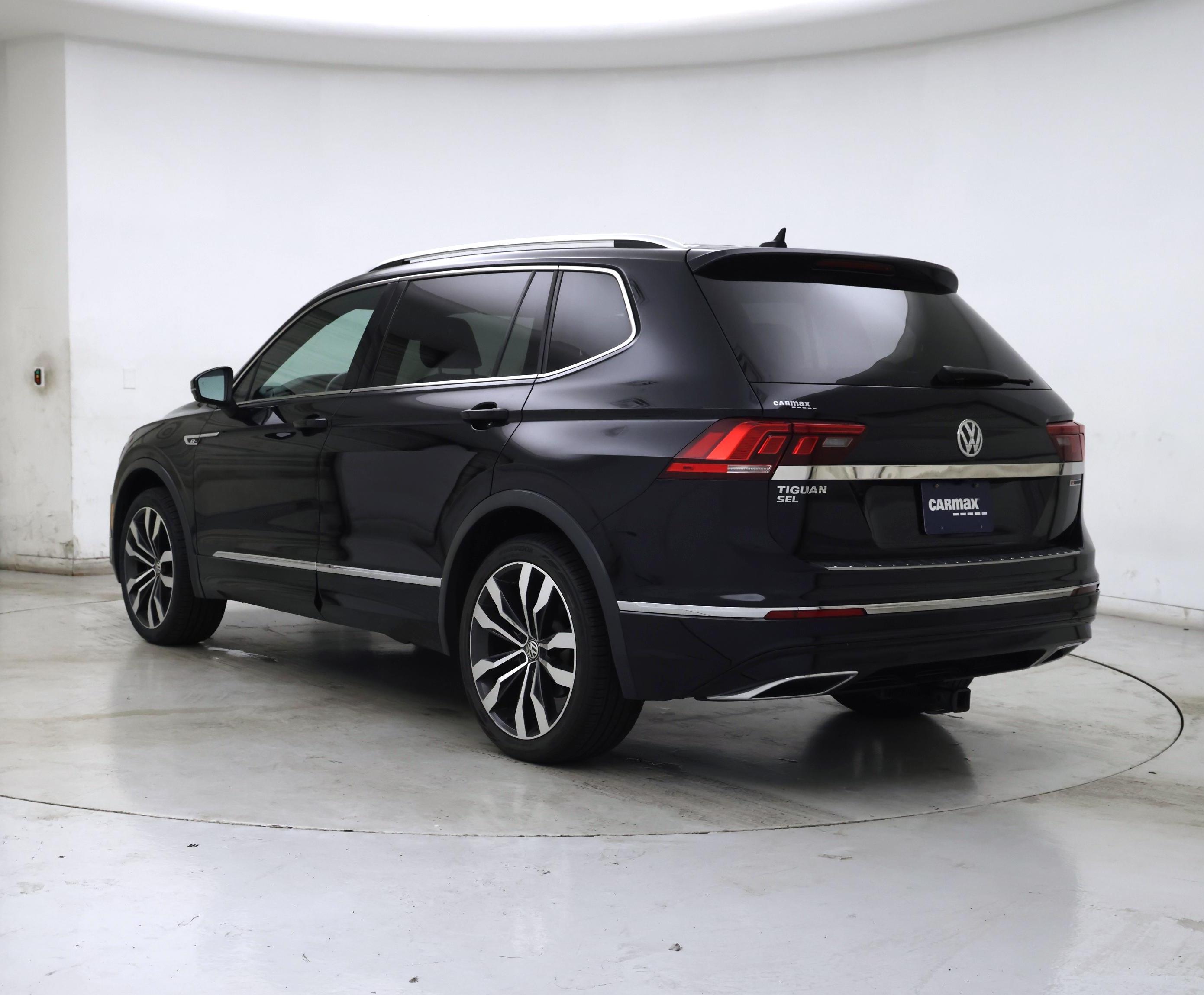 Thumbnail: 2019 Volkswagen Tiguan - 2