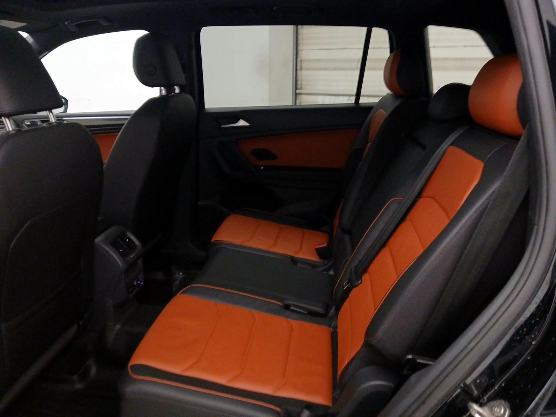 Thumbnail: 2019 Volkswagen Tiguan - 20