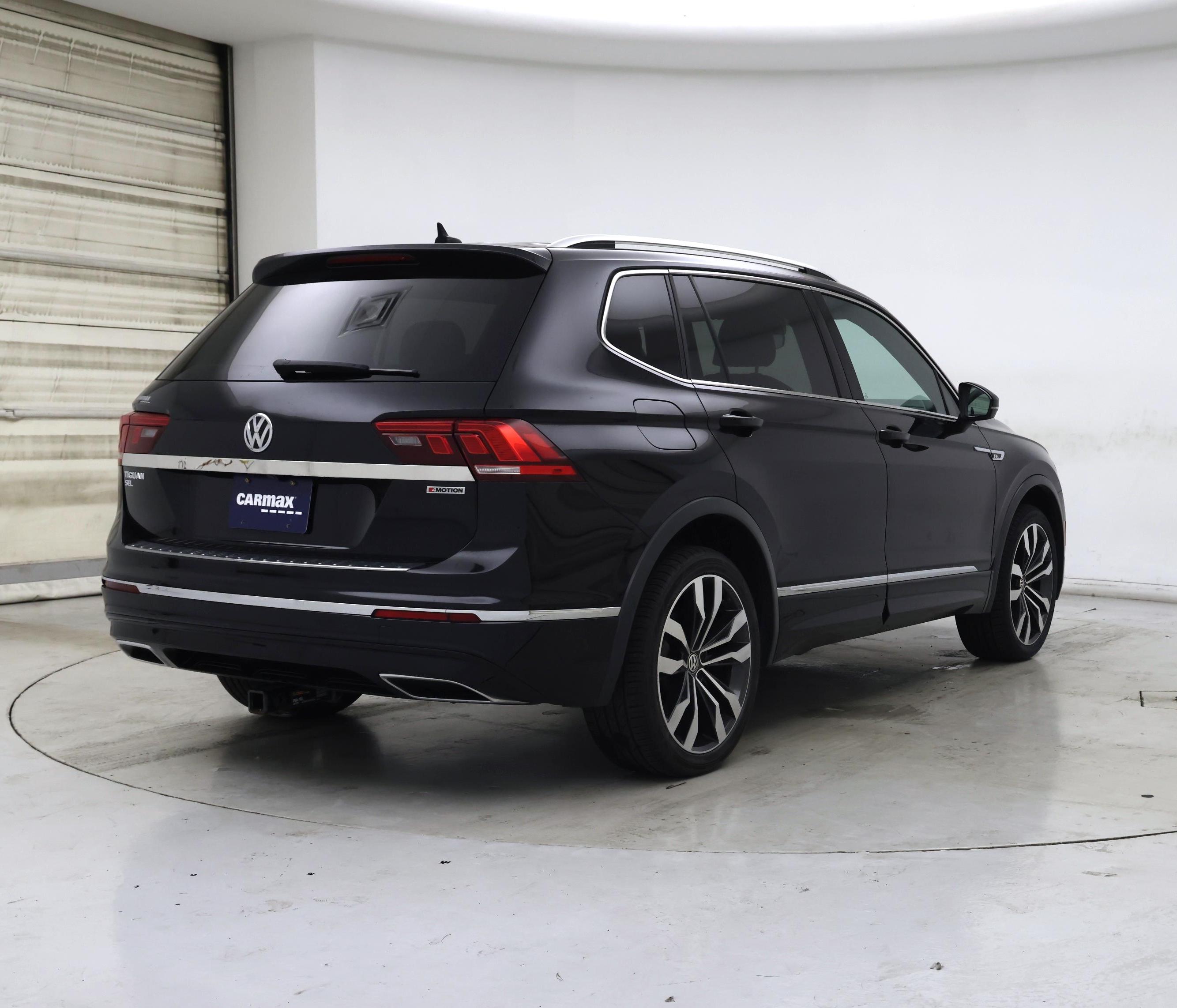 Thumbnail: 2019 Volkswagen Tiguan - 8