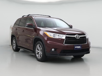Red 2014 Toyota Highlander LE