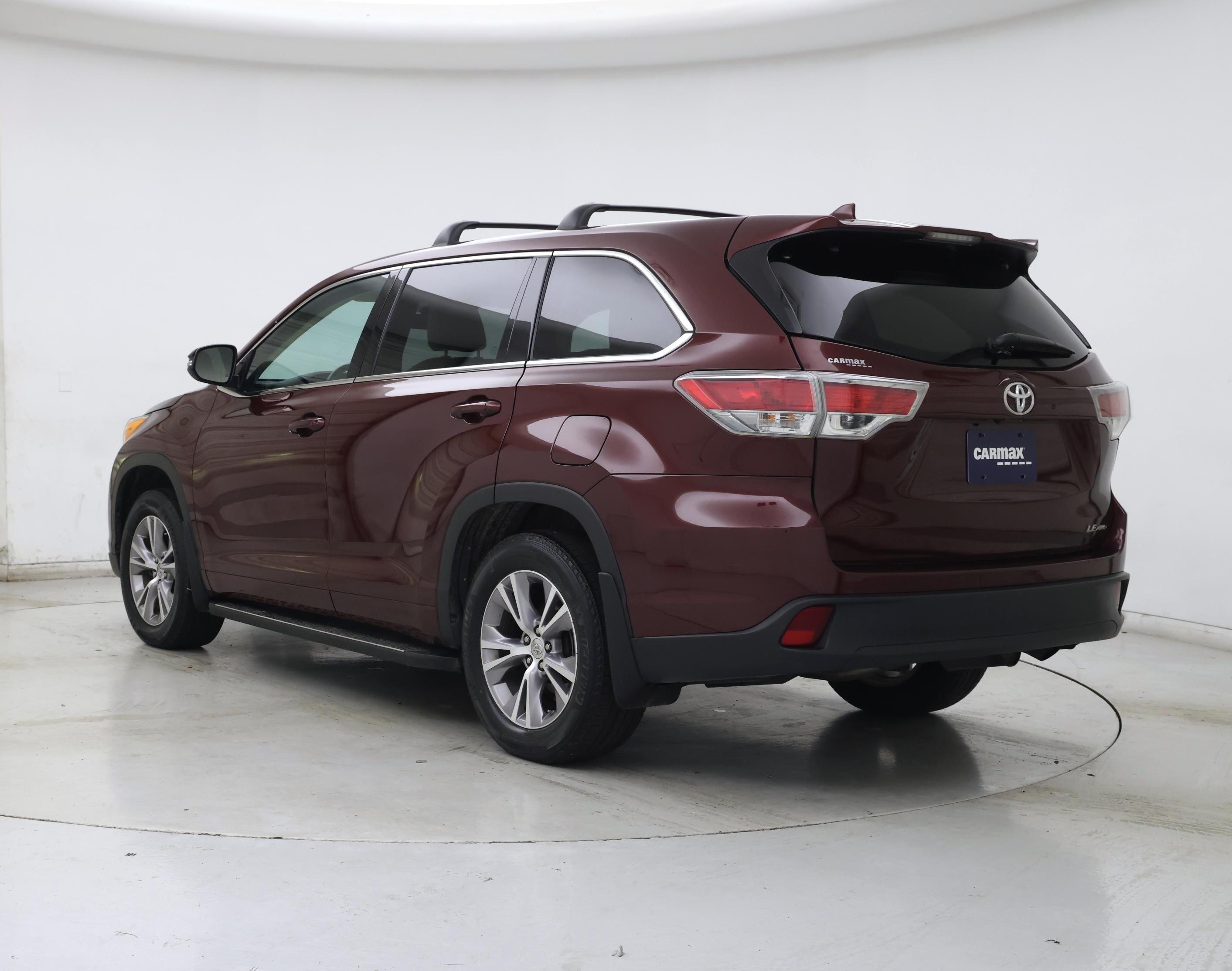 Thumbnail: 2014 Toyota Highlander - 2