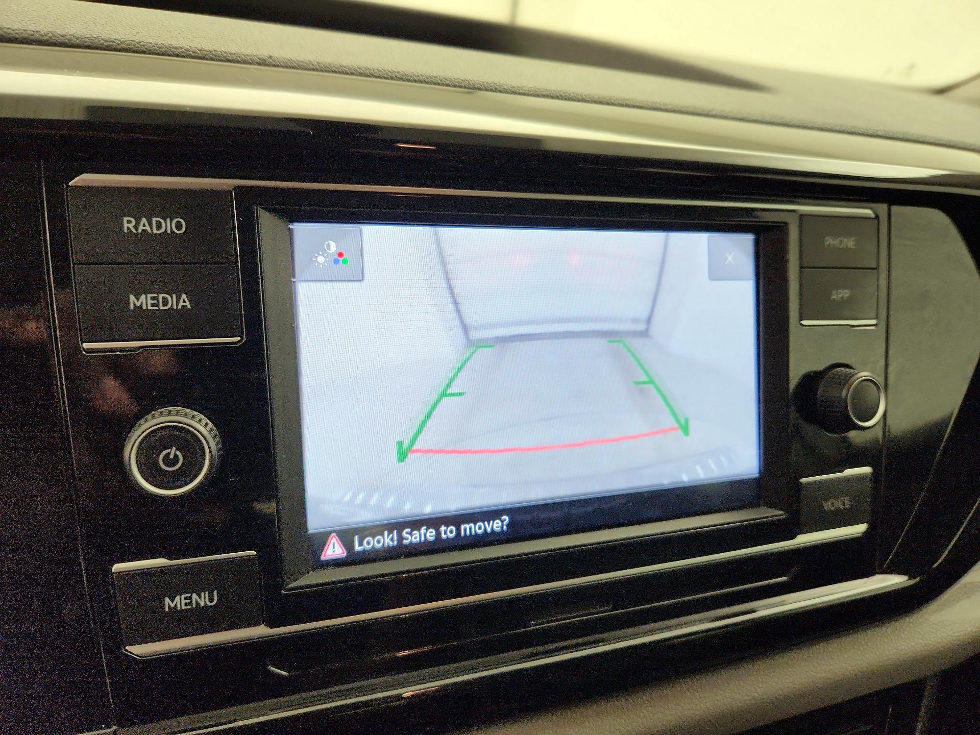 Thumbnail: 2023 Volkswagen Taos - 14