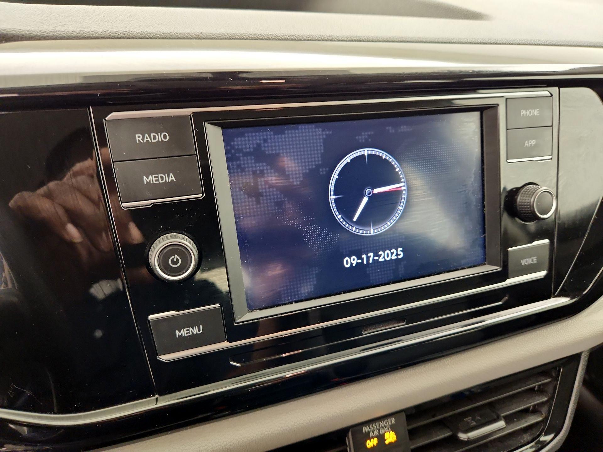 Thumbnail: 2023 Volkswagen Taos - 15