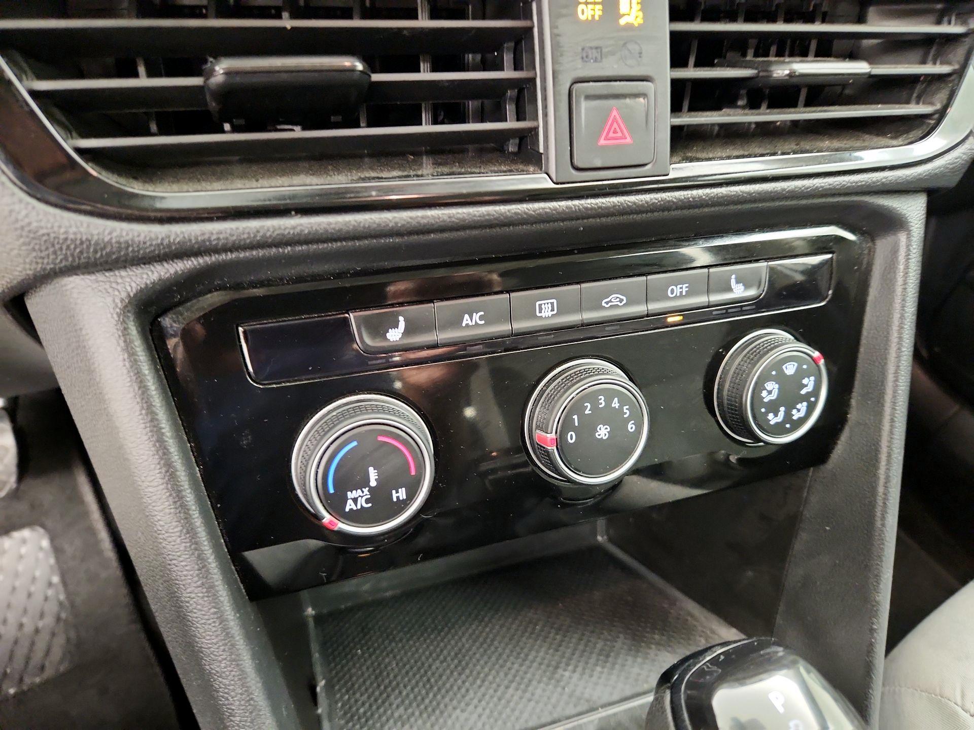 Thumbnail: 2023 Volkswagen Taos - 16