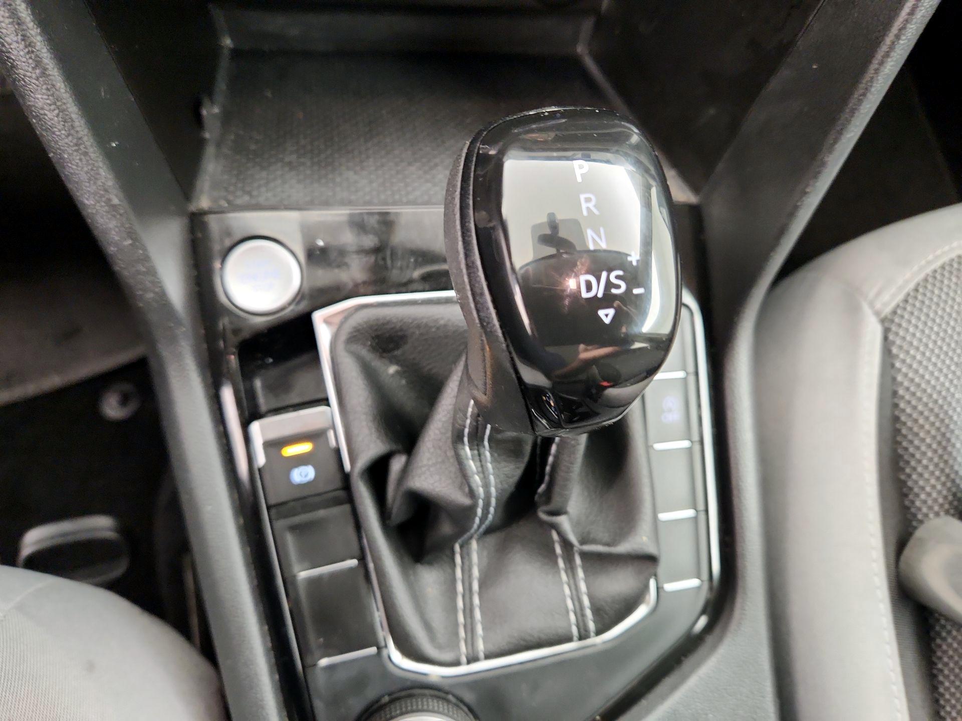 Thumbnail: 2023 Volkswagen Taos - 17