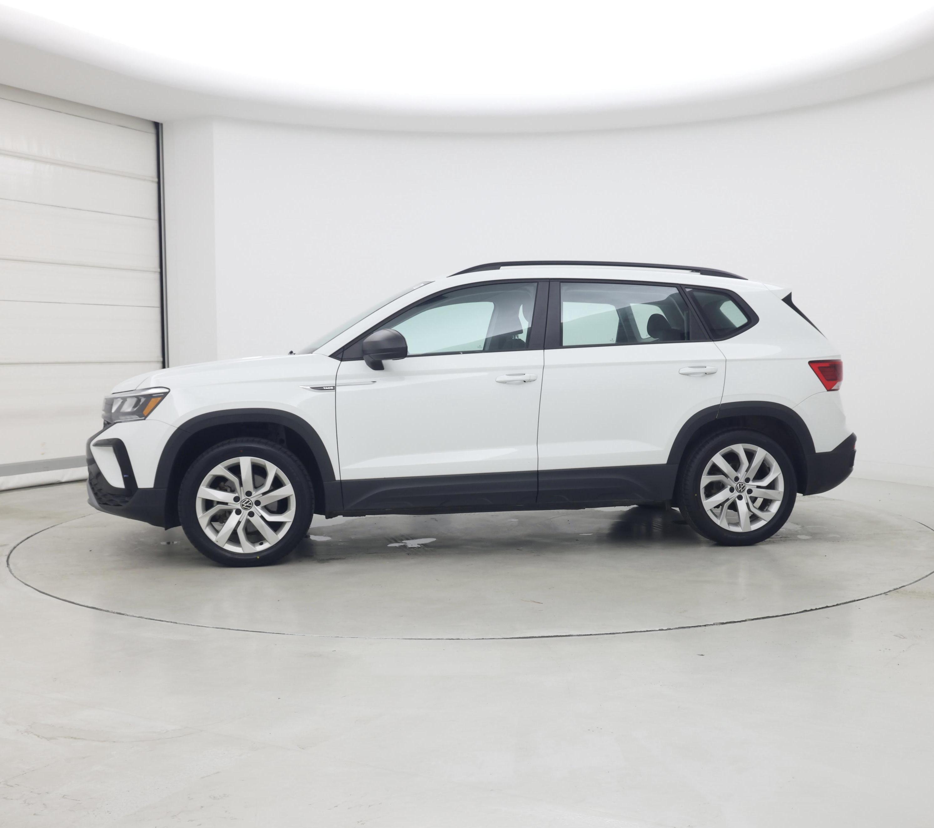 Thumbnail: 2023 Volkswagen Taos - 3