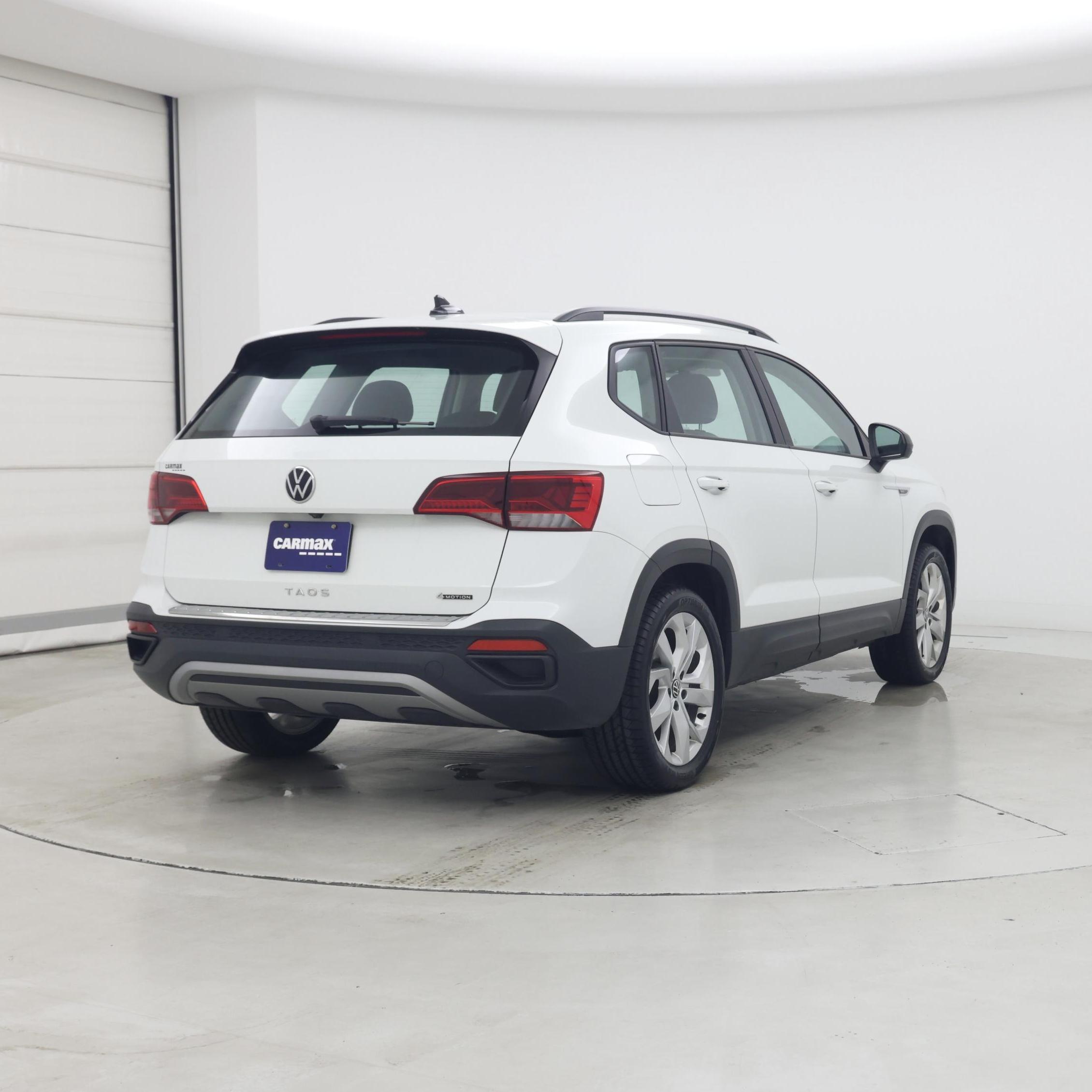 Thumbnail: 2023 Volkswagen Taos - 8