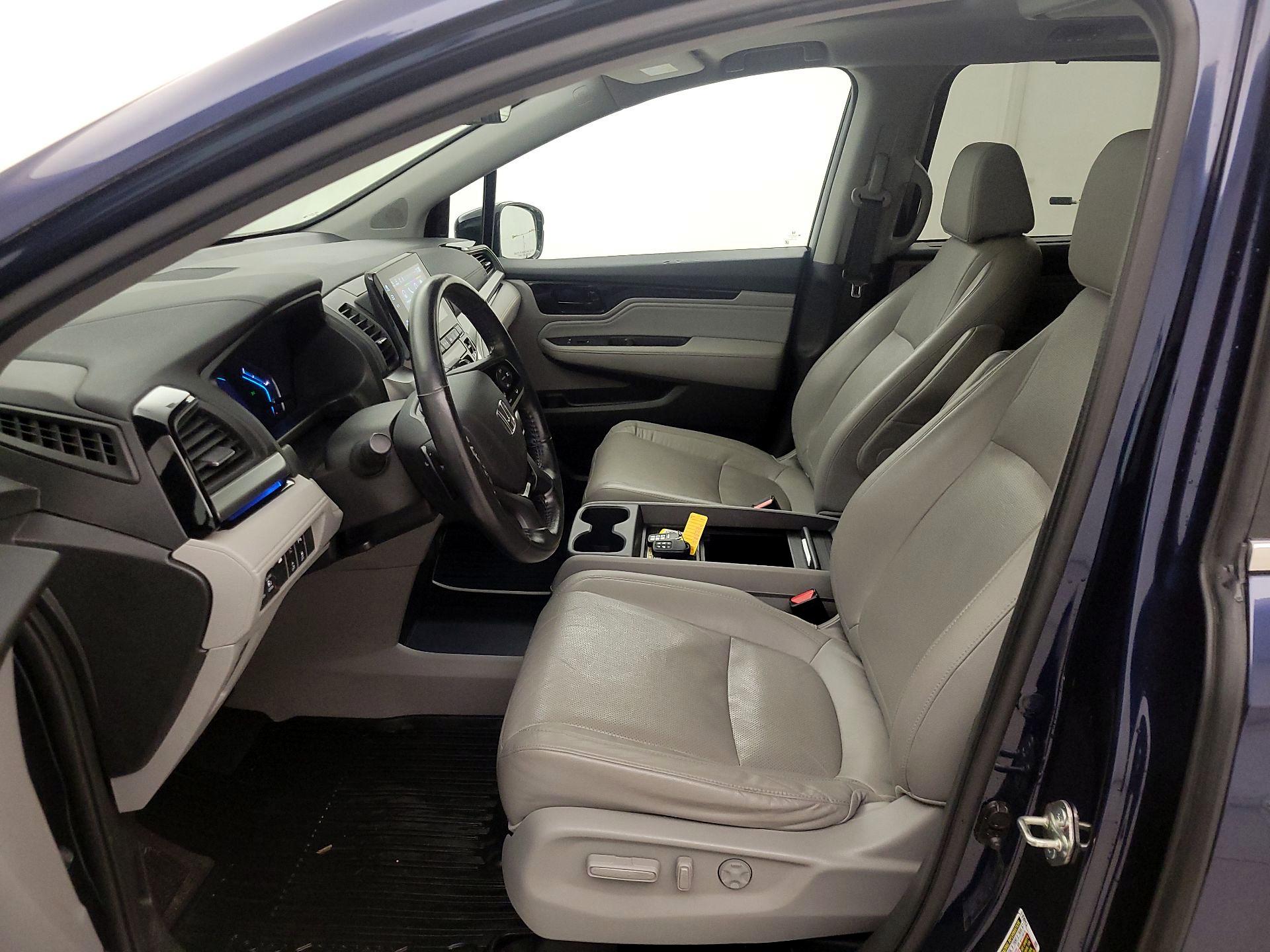 Thumbnail: 2019 Honda Odyssey - 11