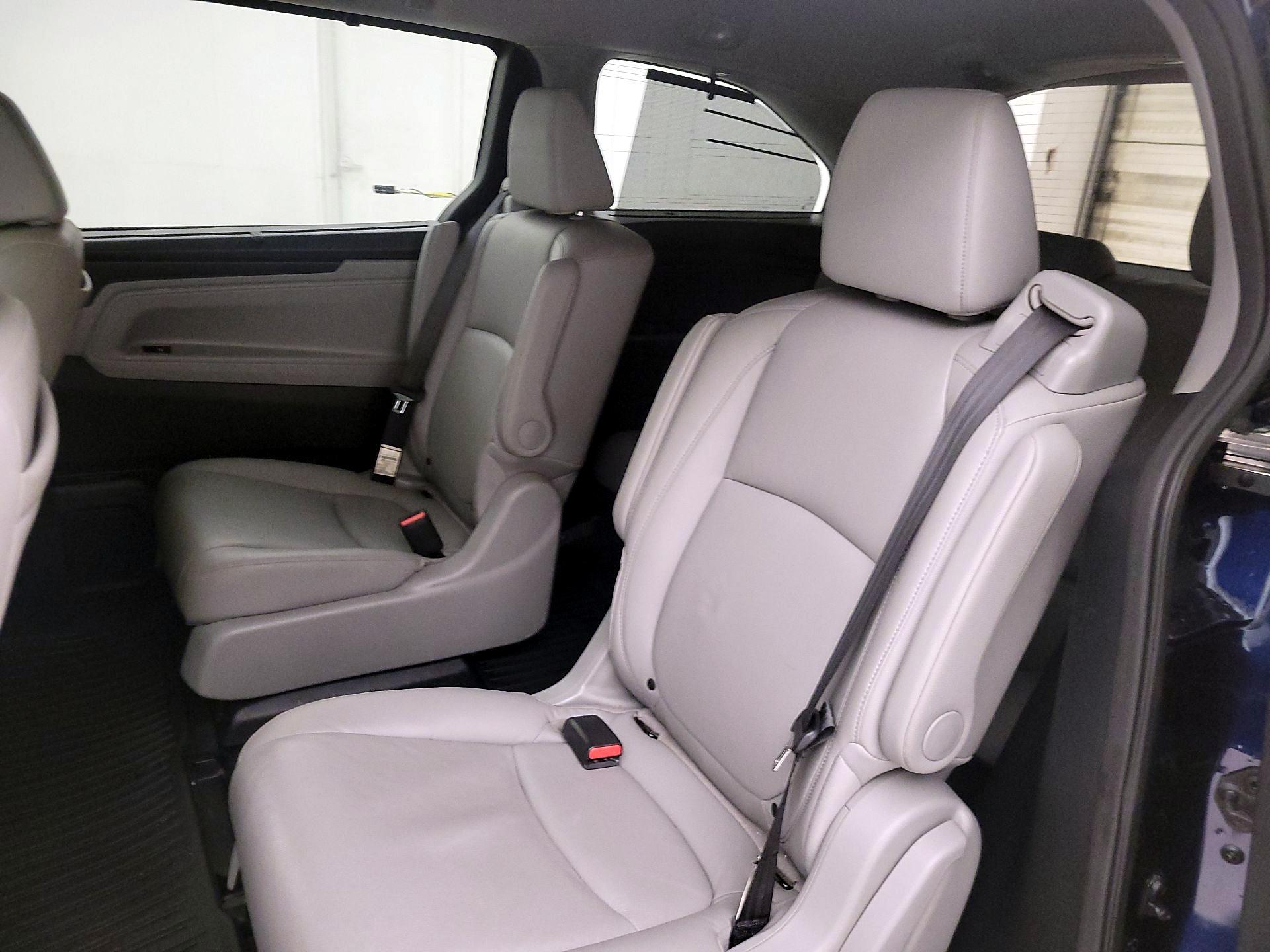 Thumbnail: 2019 Honda Odyssey - 19