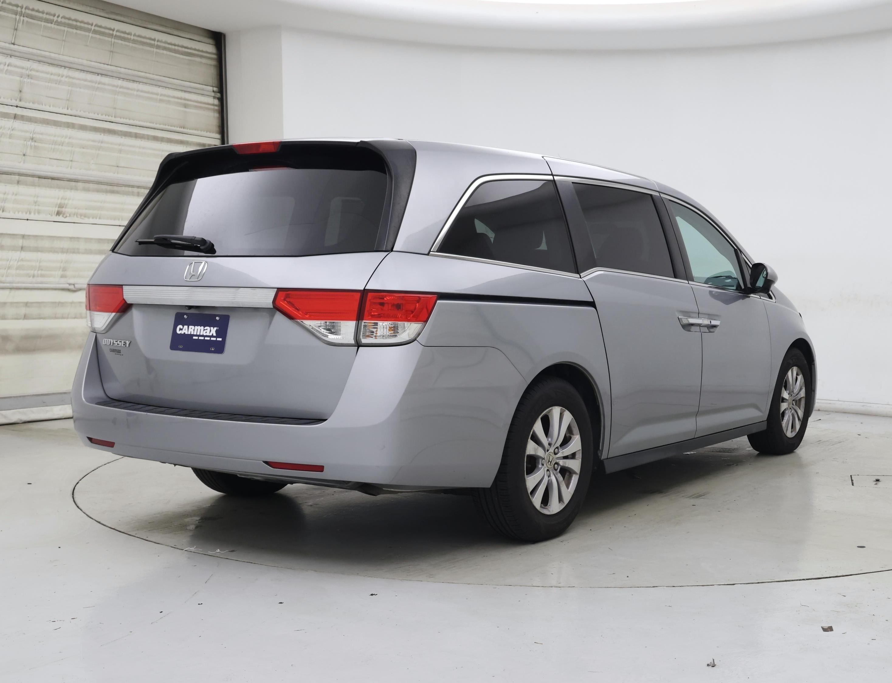 Thumbnail: 2016 Honda Odyssey - 8