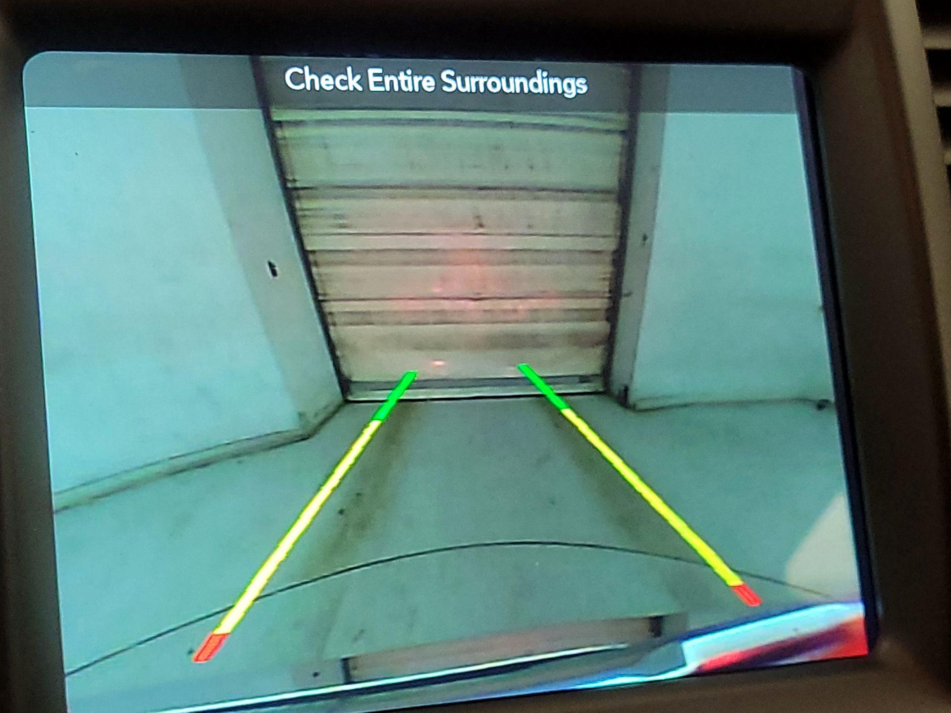 Thumbnail: 2017 Chrysler 300 - 14