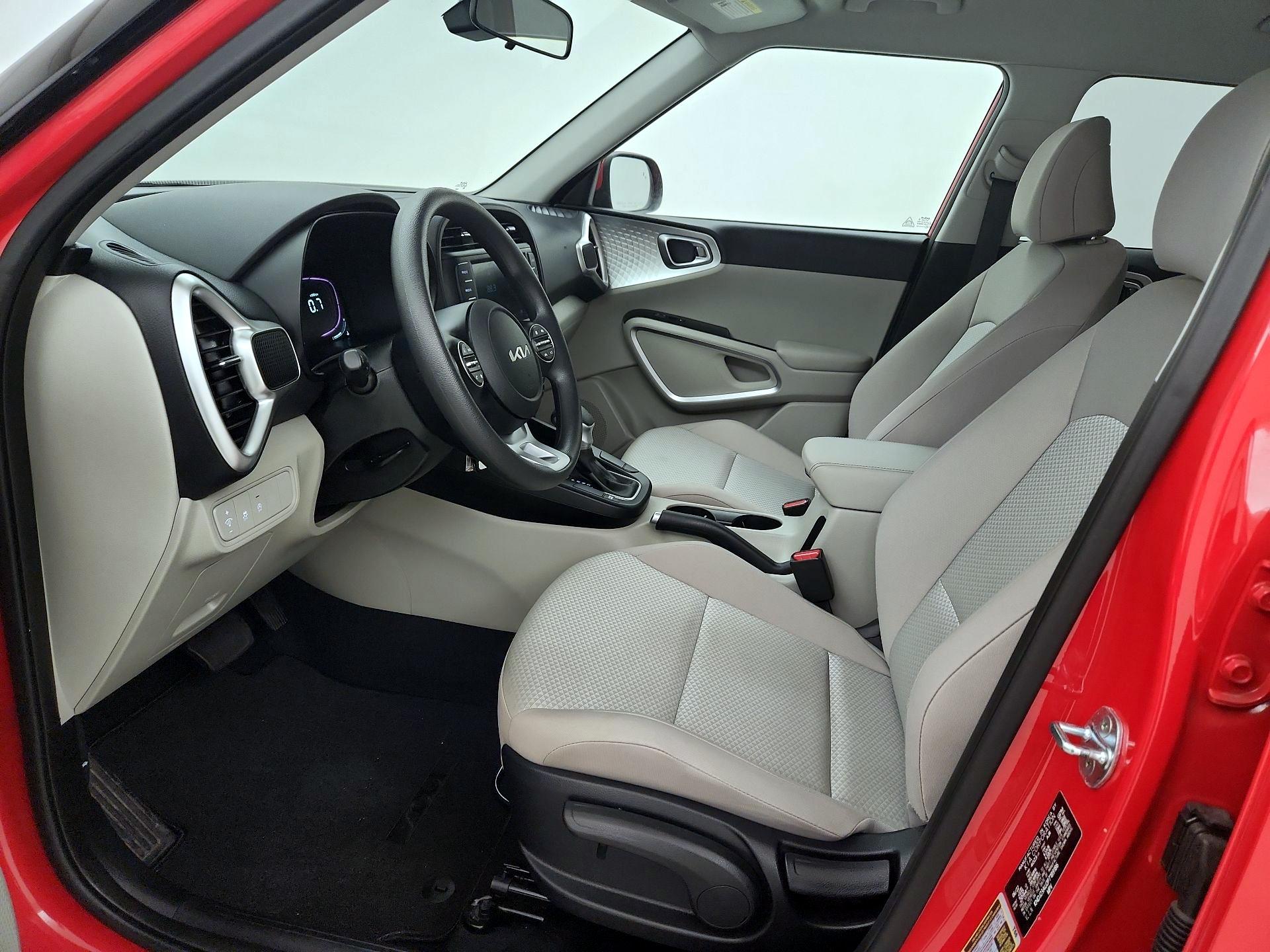 Thumbnail: 2023 Kia Soul - 11