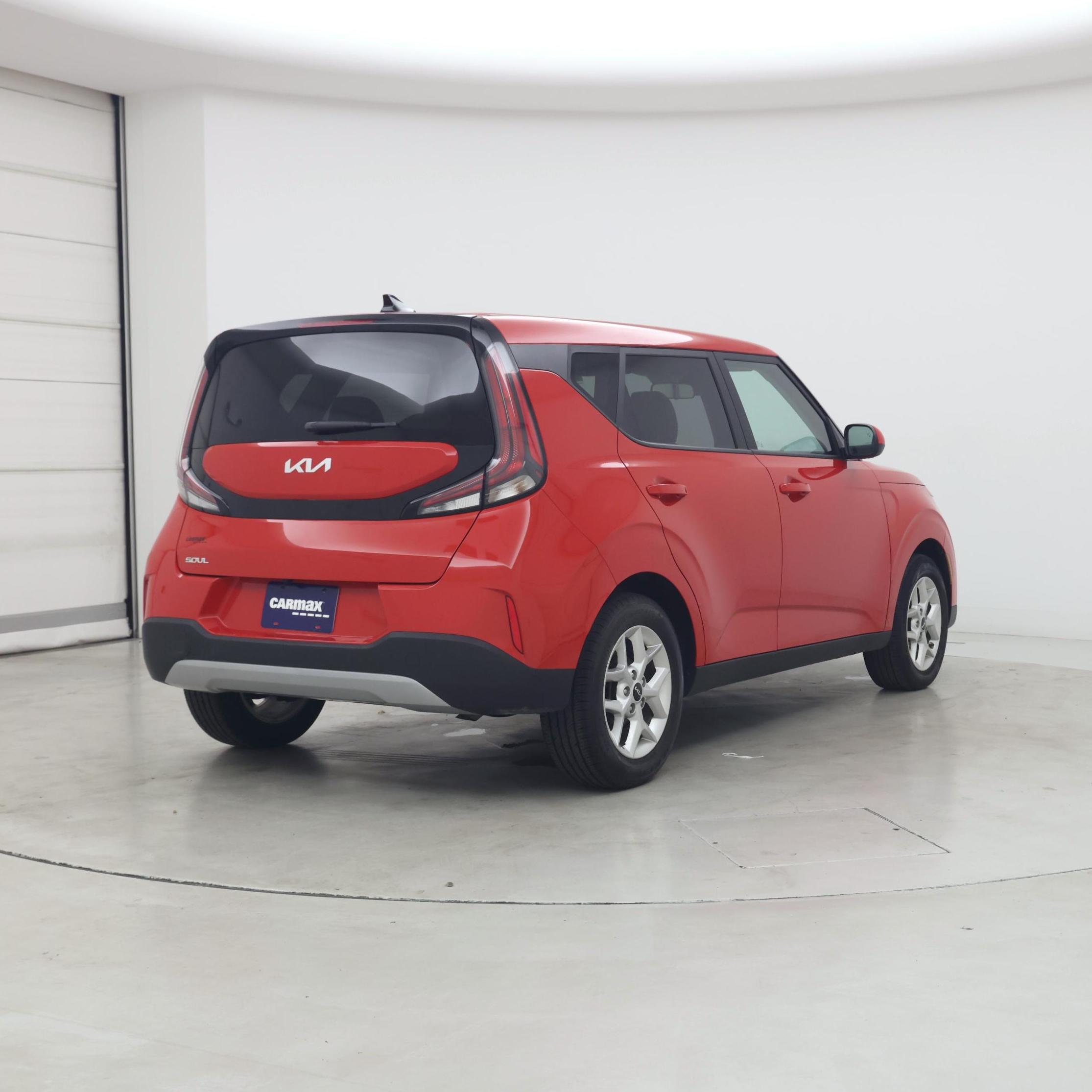 Thumbnail: 2023 Kia Soul - 8